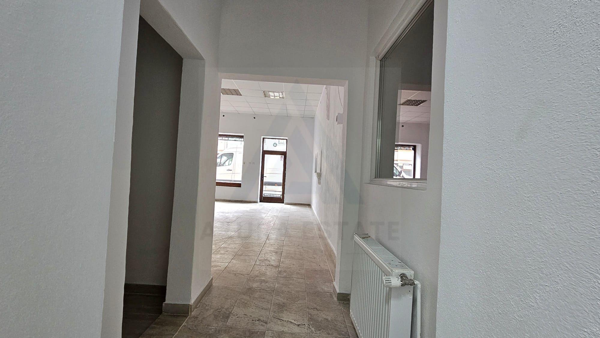 Spațiu Comercial Ultracentral Zona 9 Mai Trafic Pietonal Intens - 12