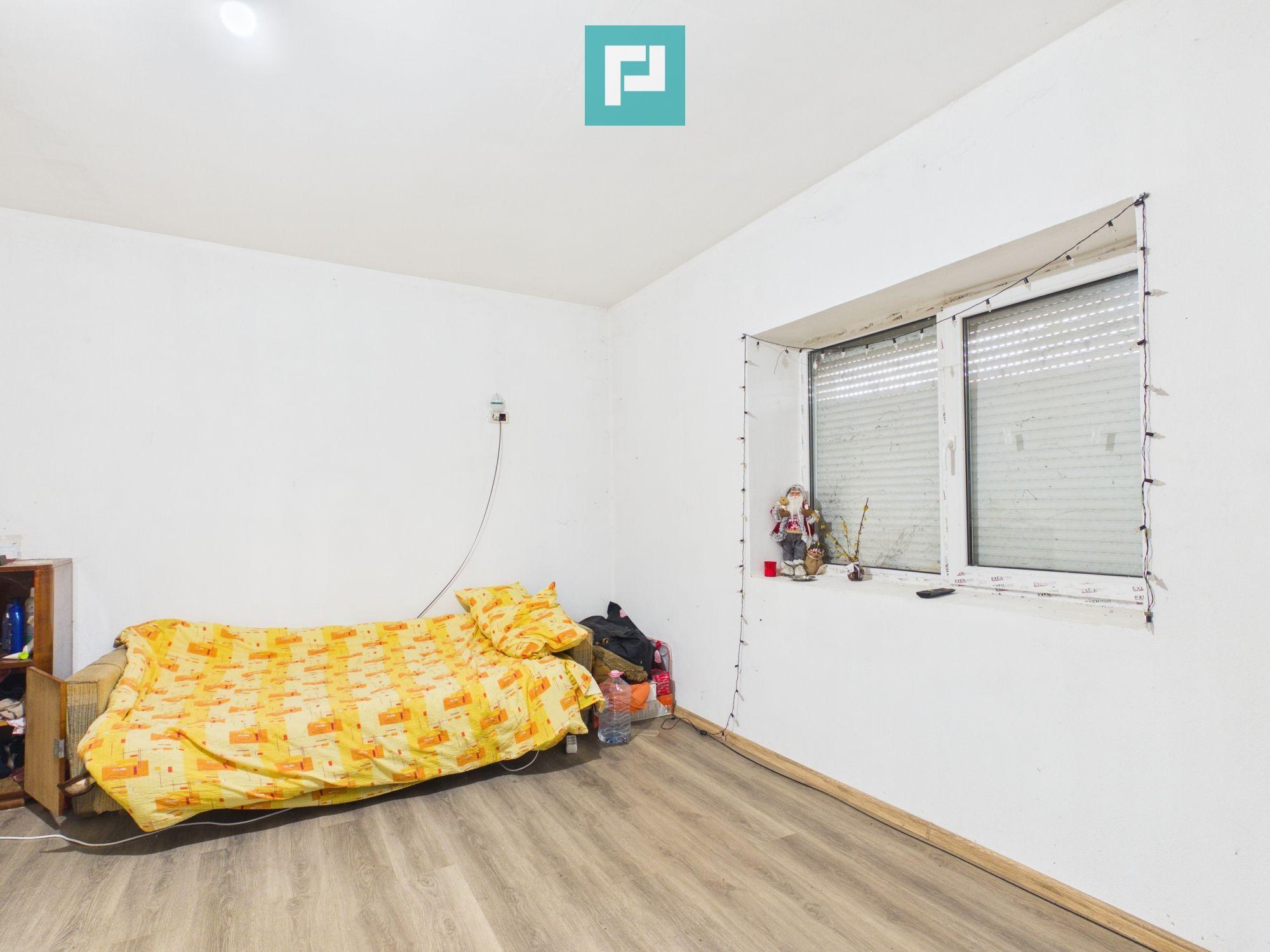 CASĂ ÎN ZERIND PE PRINCIPALĂ CU TEREN DE 1440 MP - 3