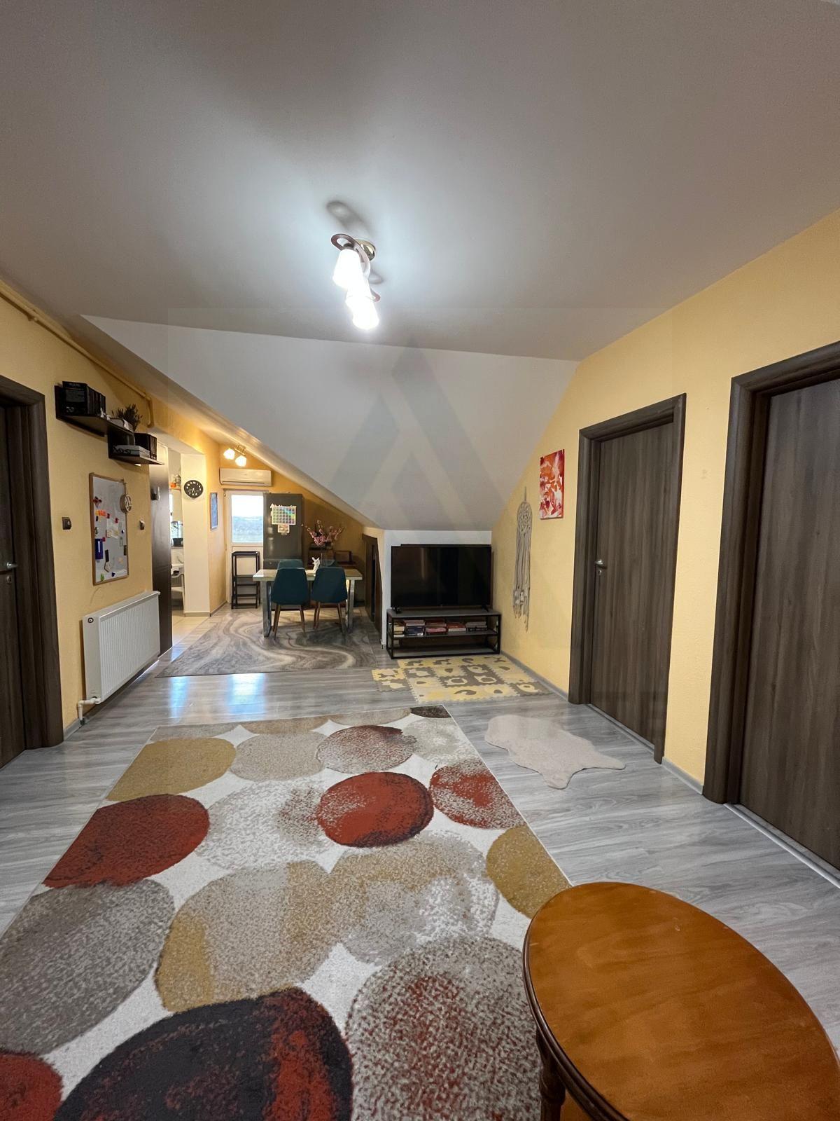 Apartament 3 camere 2 balcoane zona Strand II - 6