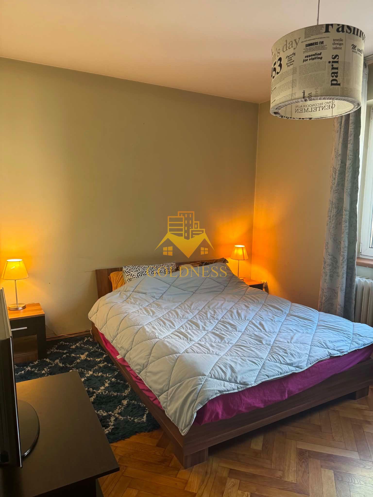 2 camere, decomandate, Central str. Republicii, Zona UMF, Motilor - 1