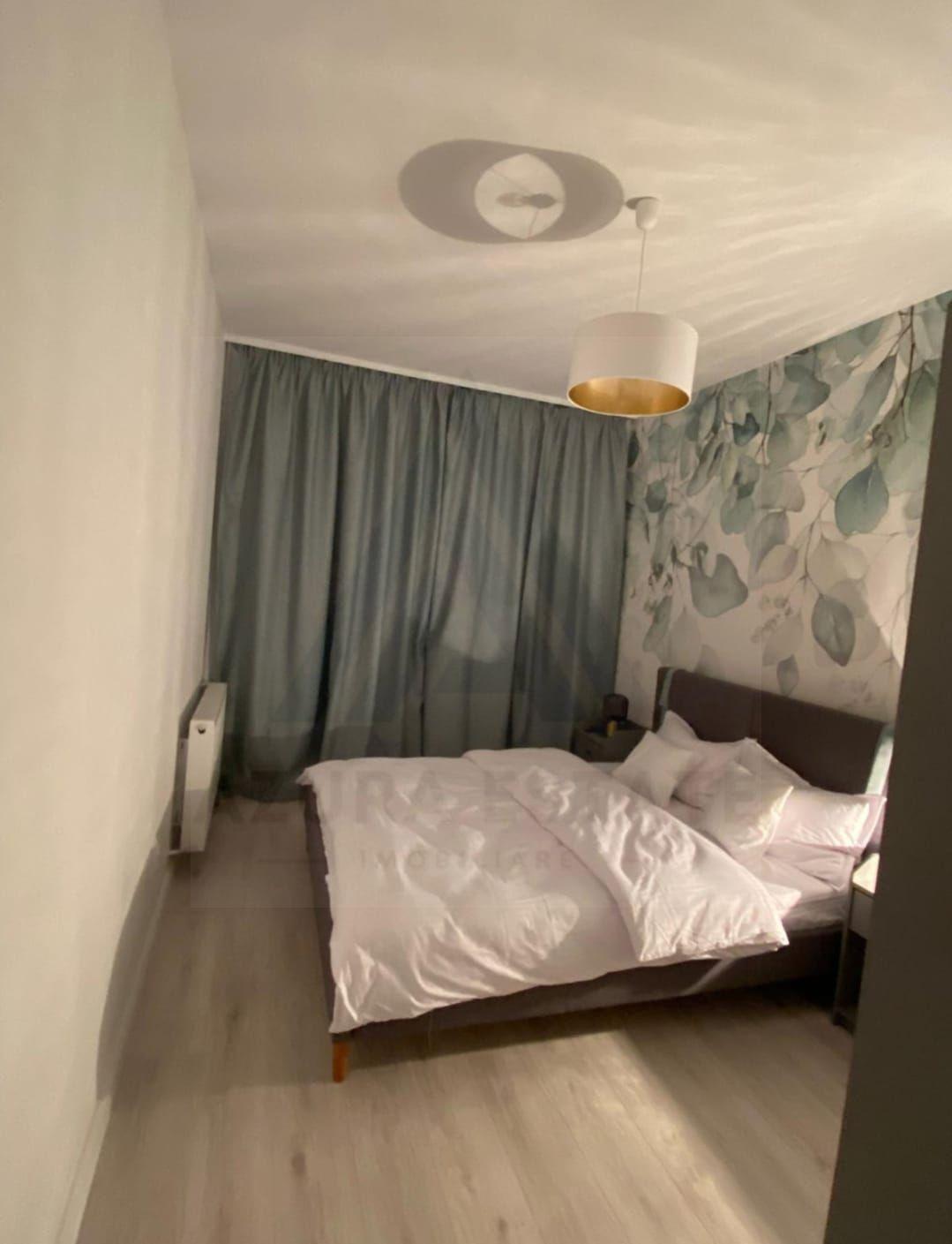Apartament modern 3 camere balcon 5 mp utili si parcare zona Centrala - 11