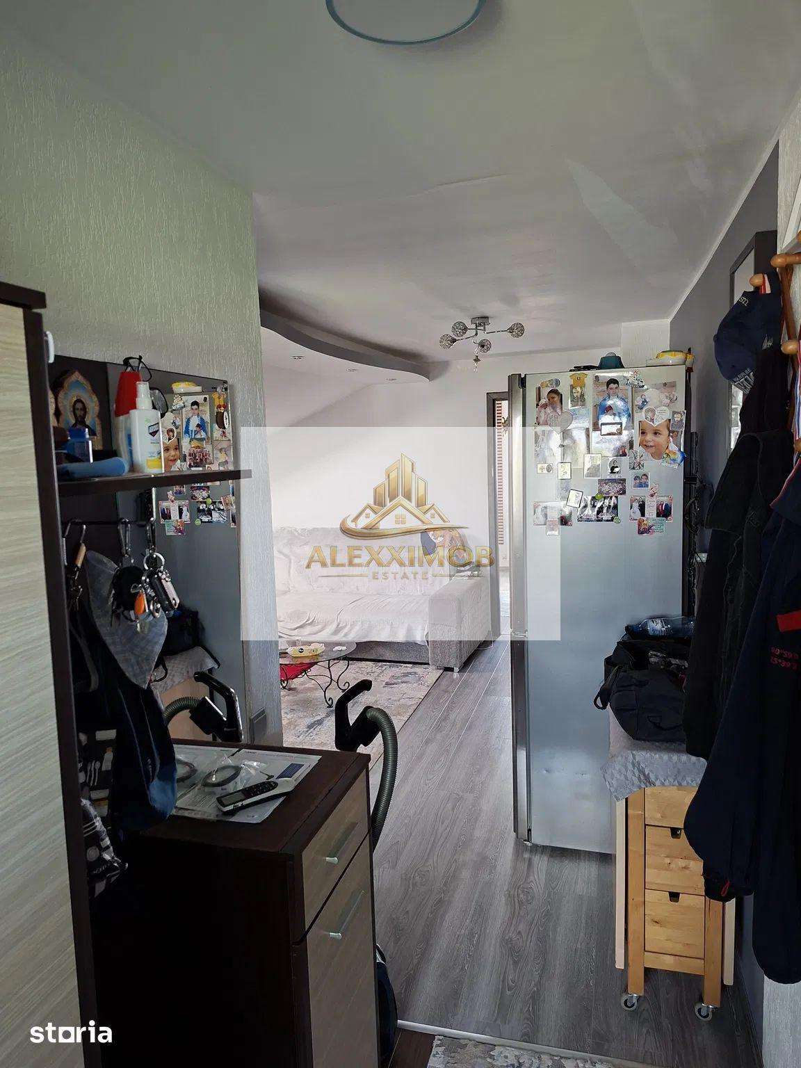 Apartament de Vanzare - 3 Camere - Mansarda vila - 65 MP - 6