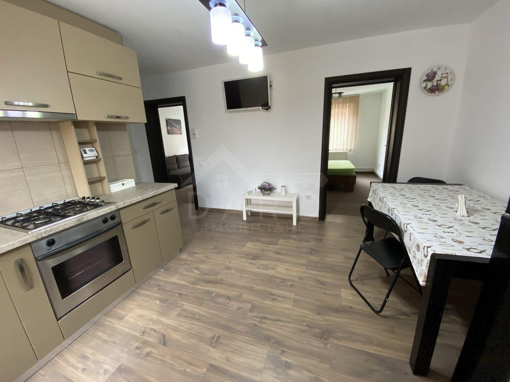oferim spre inchiriere apartament ultracentral Tg Mures - 1