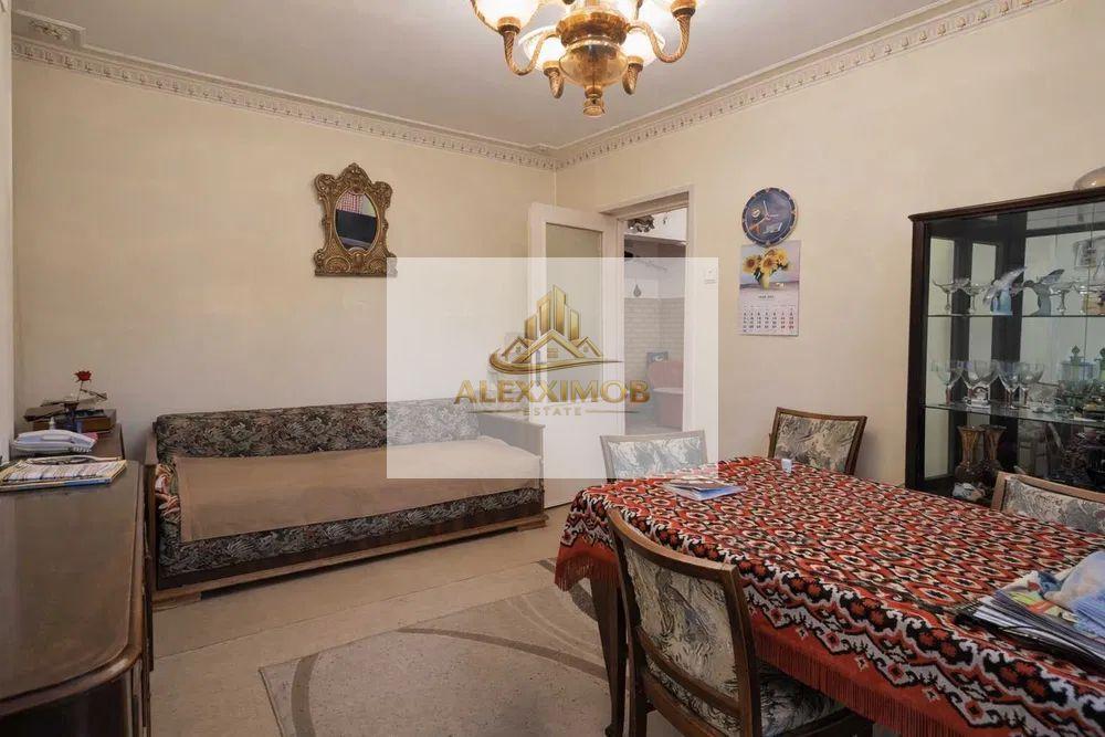 Apartament de Vanzare - zona Obregia- Piata SUDULUI -64 MP - 3 CAMERE - 7