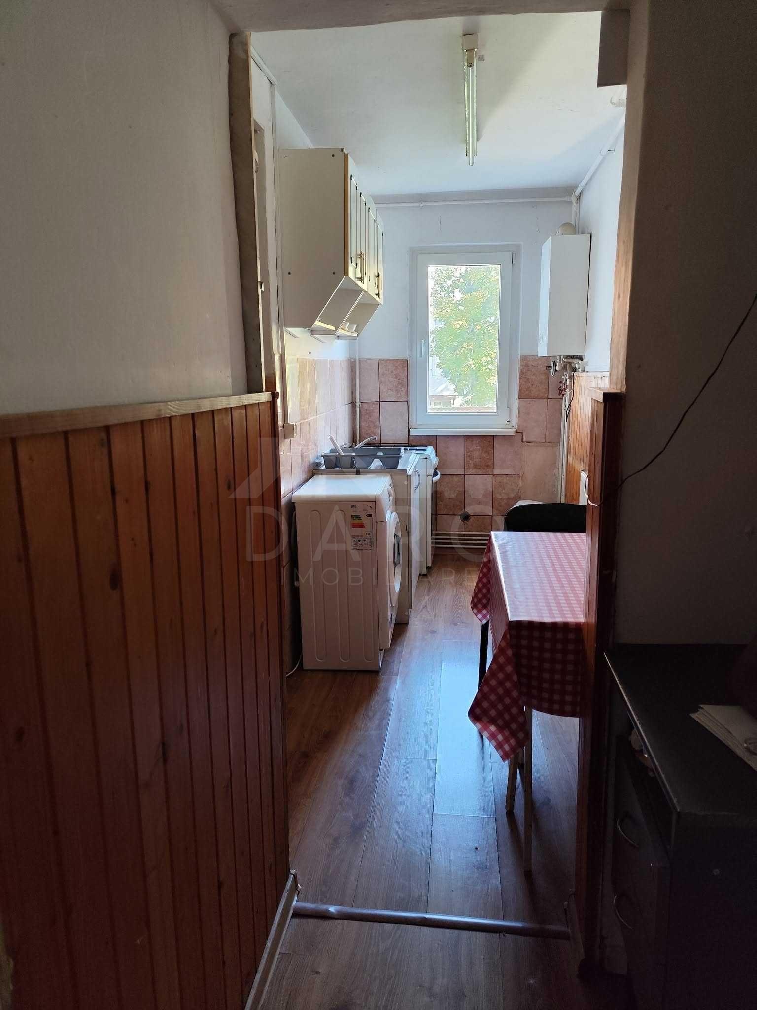 Inchiriez apartement 3 camere Targu Mures - 2