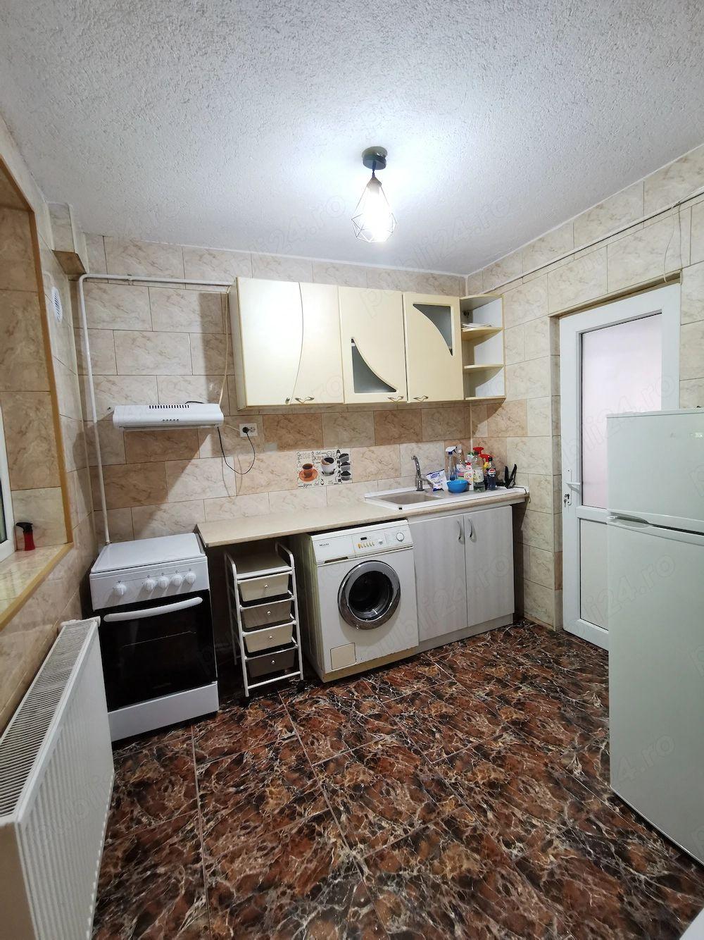 De inchiriat apartament 3 camere, parter, zona Constructorilor, 400 Euro - 8