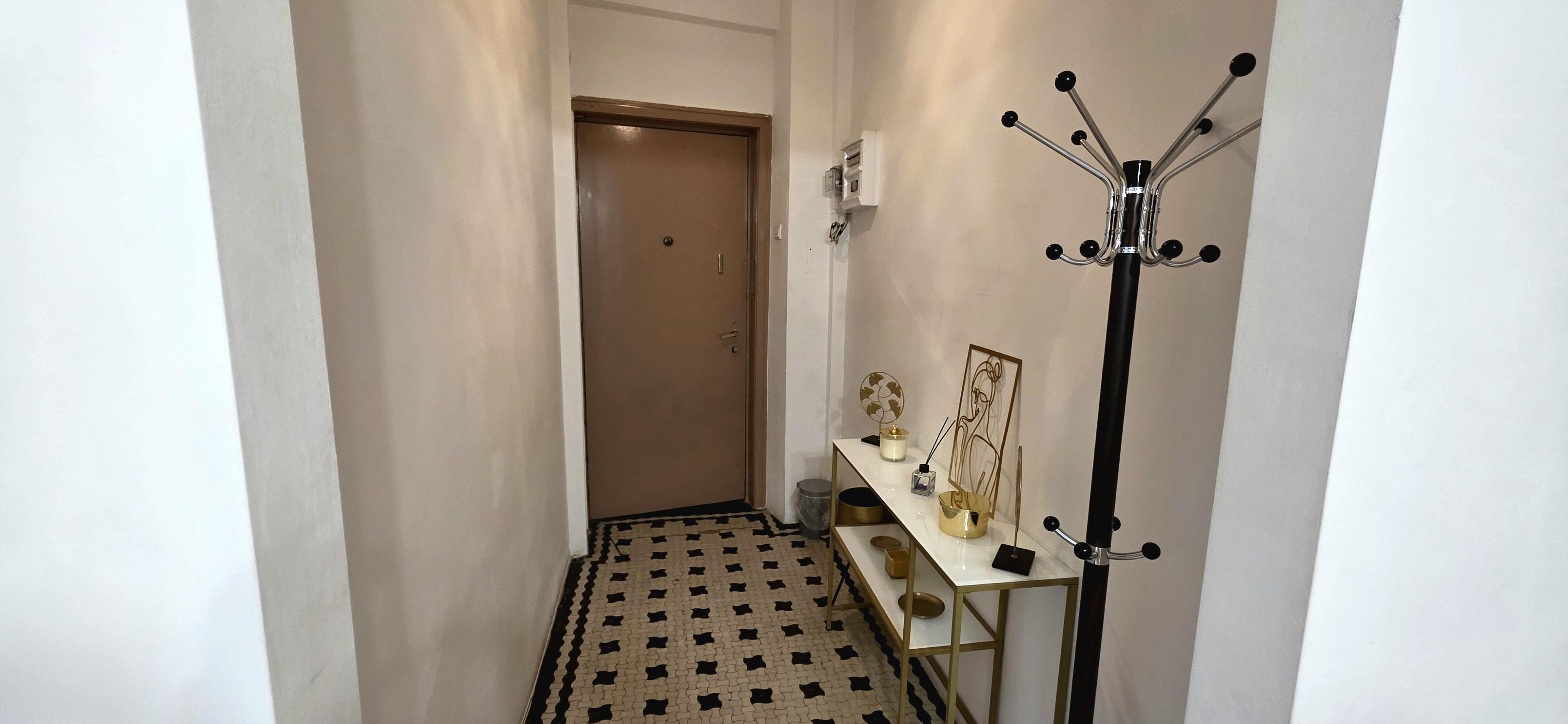 Apartament 2 camere de vânzare în zona Universitate – 70 mp, etaj 1 - 21