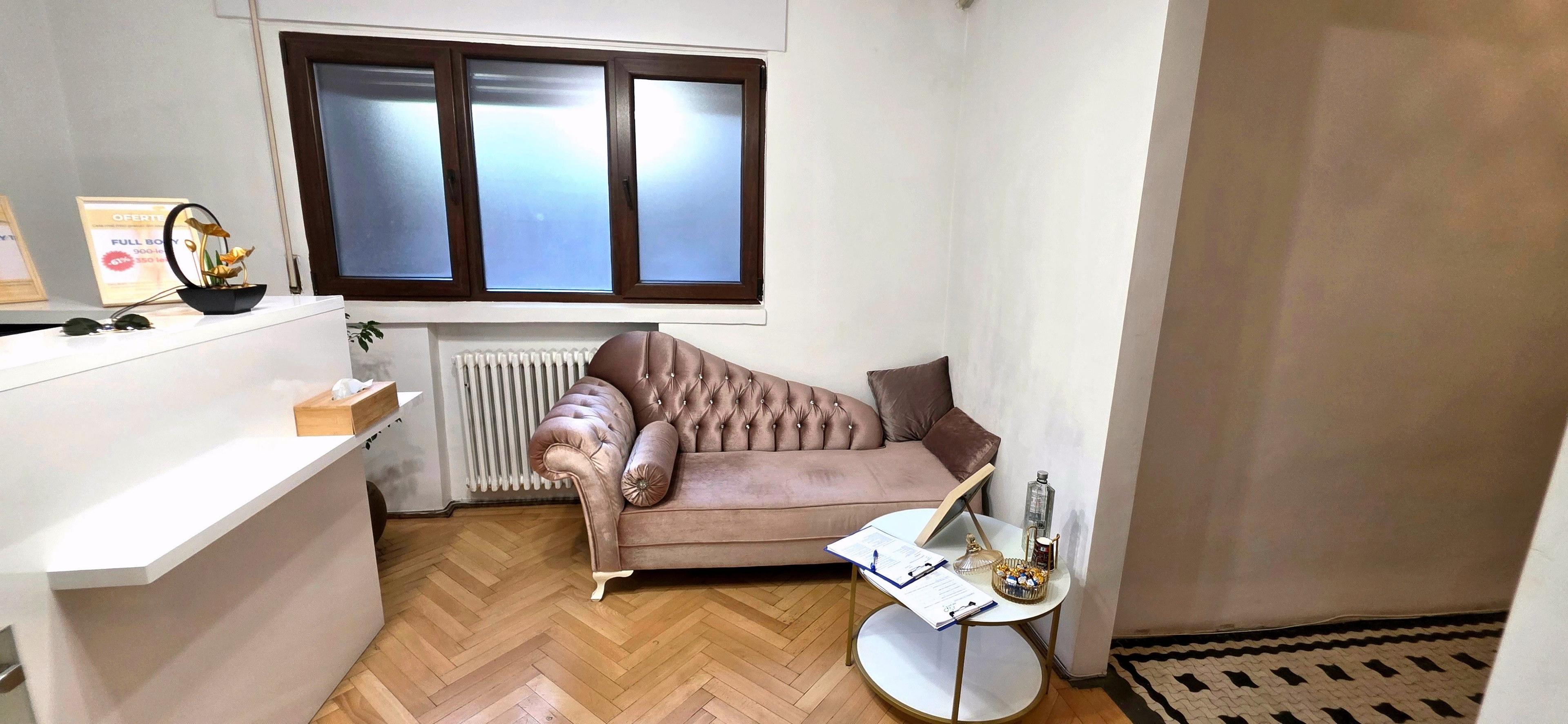 Apartament 2 camere de vânzare în zona Universitate ideal investitie - 2