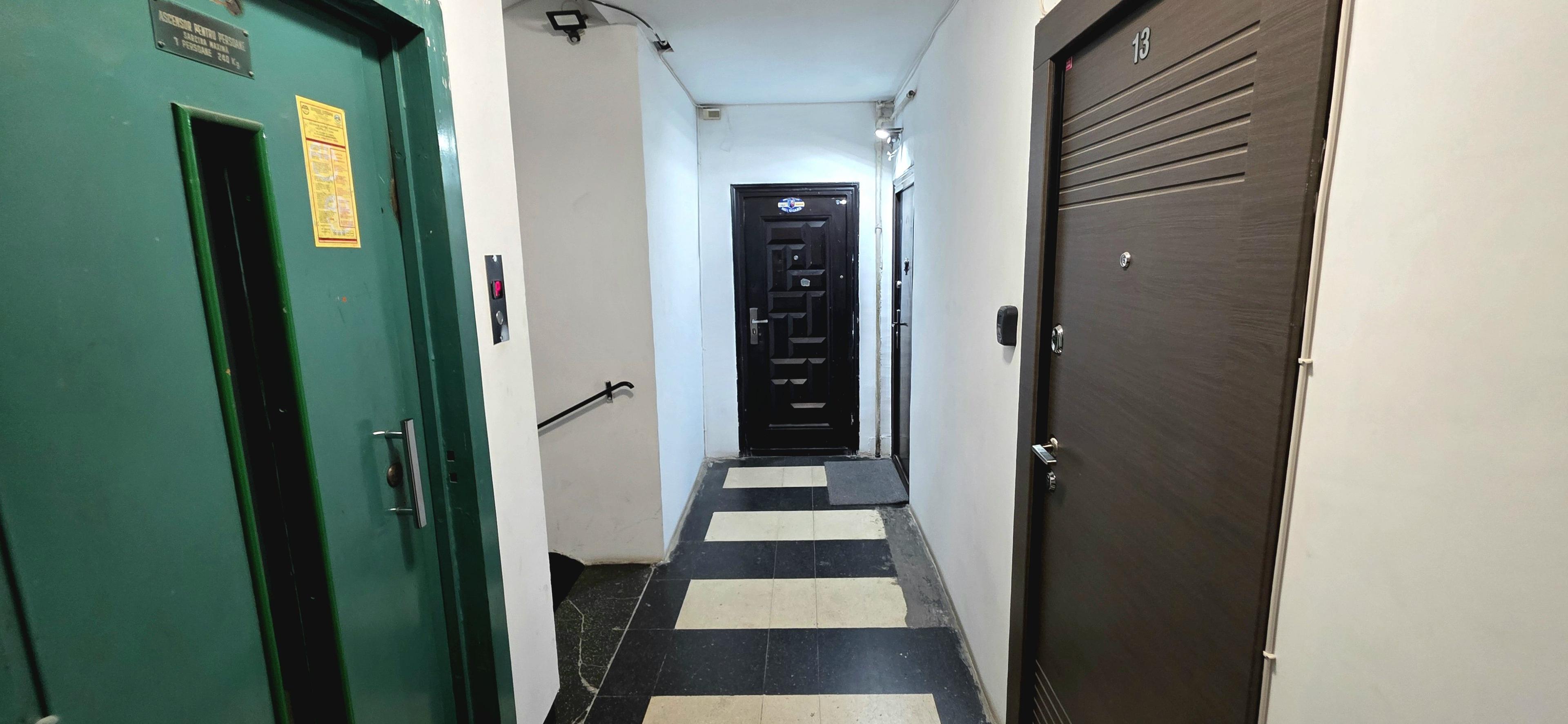 Apartament 2 camere de vânzare în zona Universitate – 70 mp, etaj 1 - 22