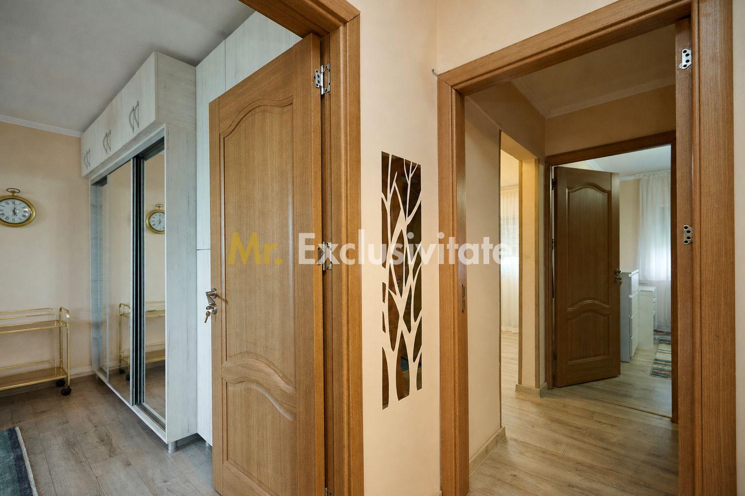 Apartament cu 3 camere, 2 băi și balcon închis | Exercițiu - 16