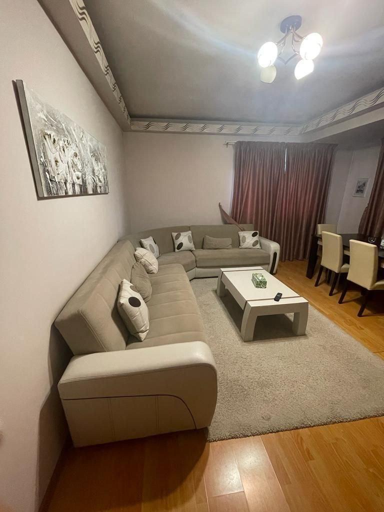 Inchiriez apartament 2 camere str Cumidava - Fundeni - 1