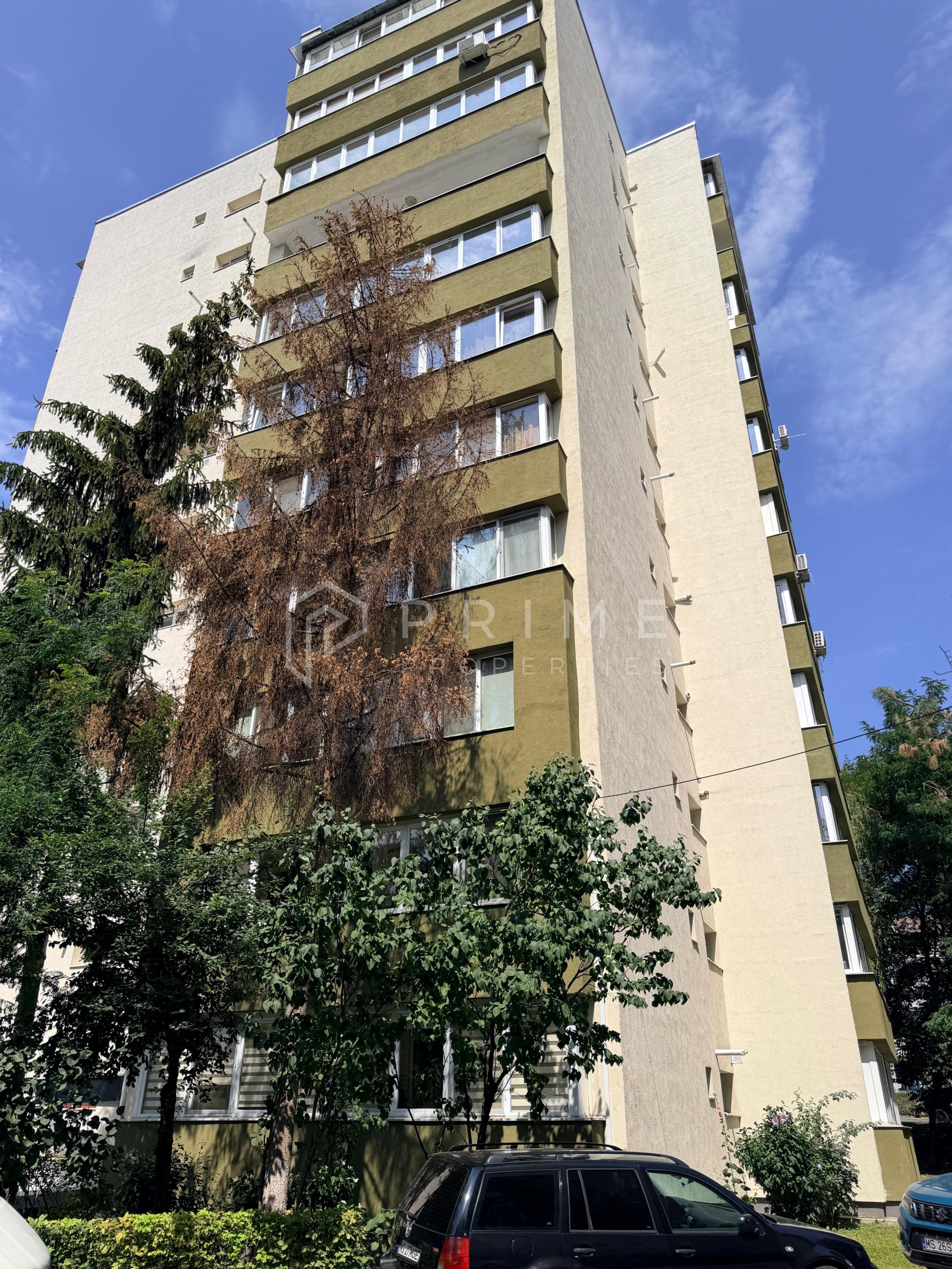 Apartament de vânzare | 2 Camere| Zona Dacia - 12