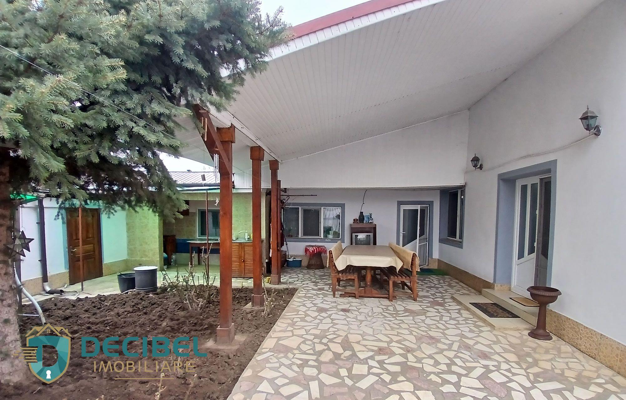 Casă cu mansardă și 4 camere în Cartierul CFR – Tecuci - 15