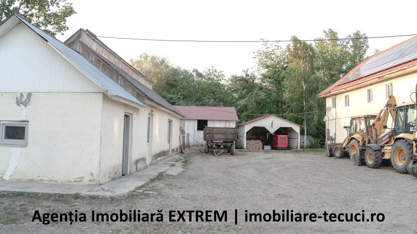 Pensiune, restaurant, bar, iaz, păstrăvărie, în Gidigeni, jud. Galaţi - 5