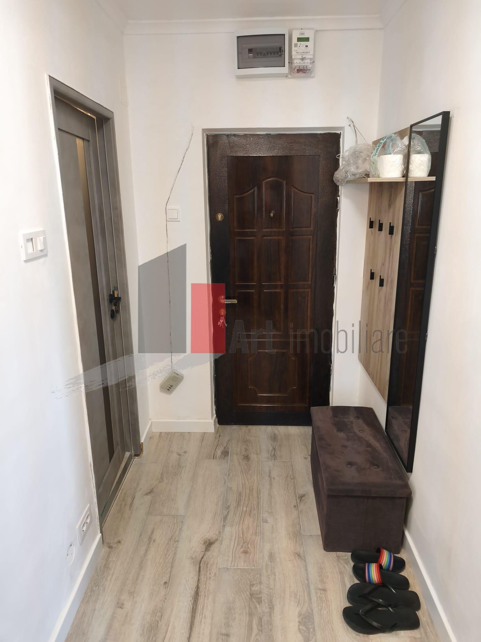 Vânzare apartament 2 camere decomandat Luică - 4