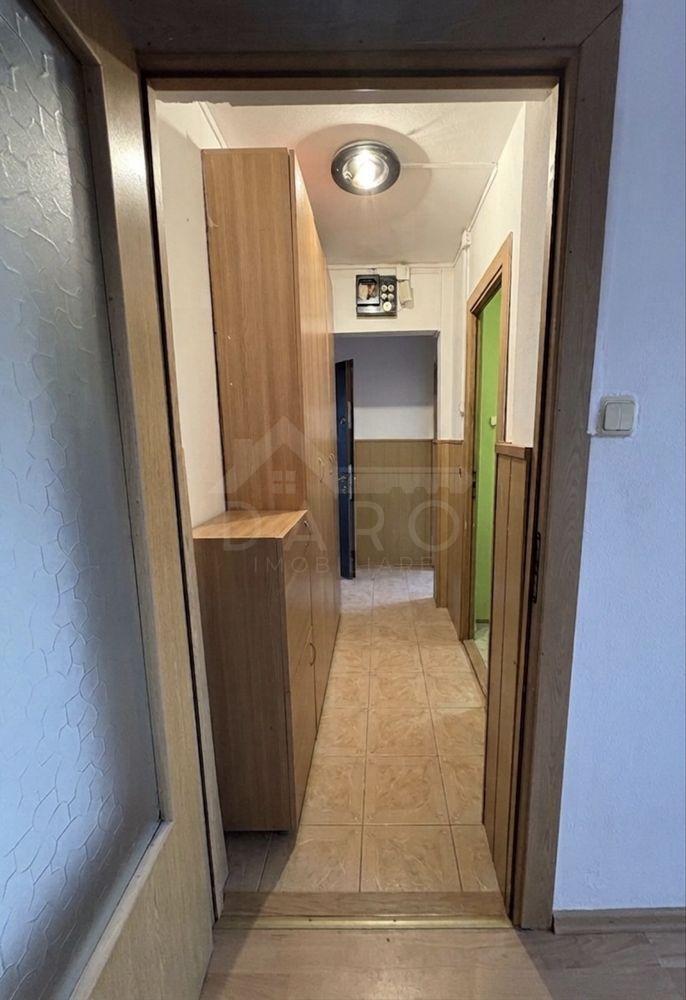 - Apartament 3 Camere - Cartier Dâmbu Pietros - pret negociabil - 2