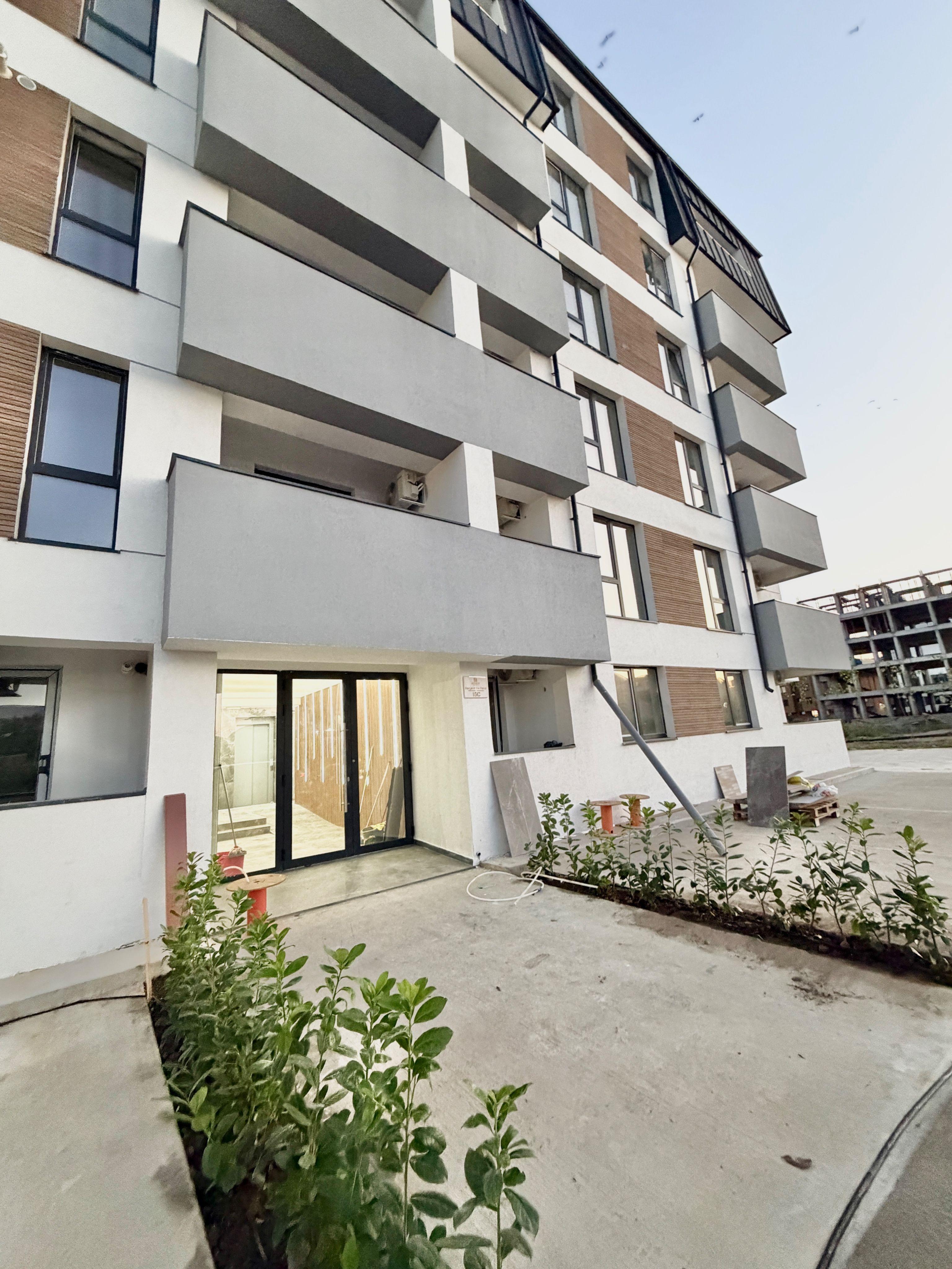 Ap. 2 camere decomandat - finisaje premium / panouri solare - 1