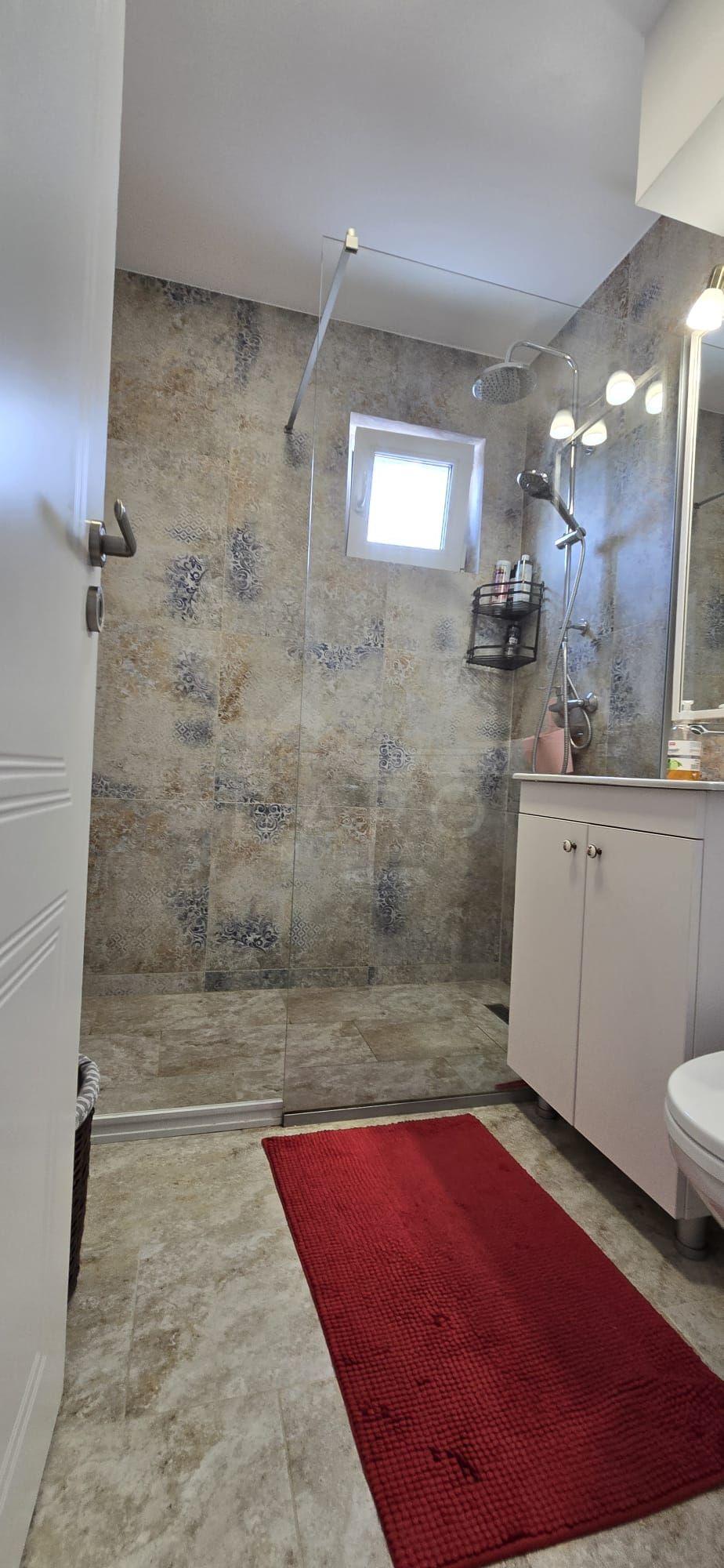 Vand apartament cu 2 camere in Cornisa, et. intermediar, lift nou - 4