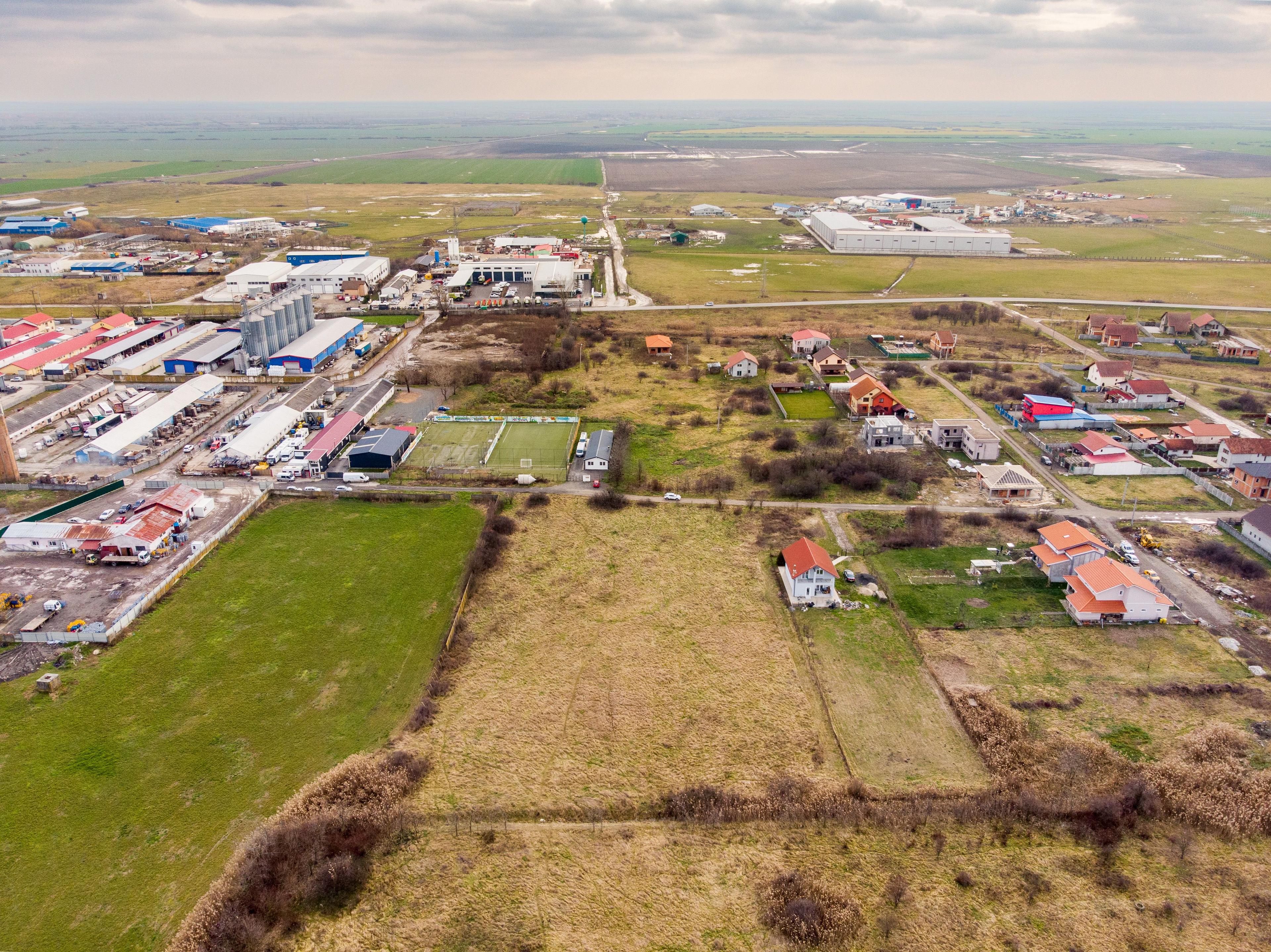 Teren de investiții cu PUZ industrial în Săcălaz - 6