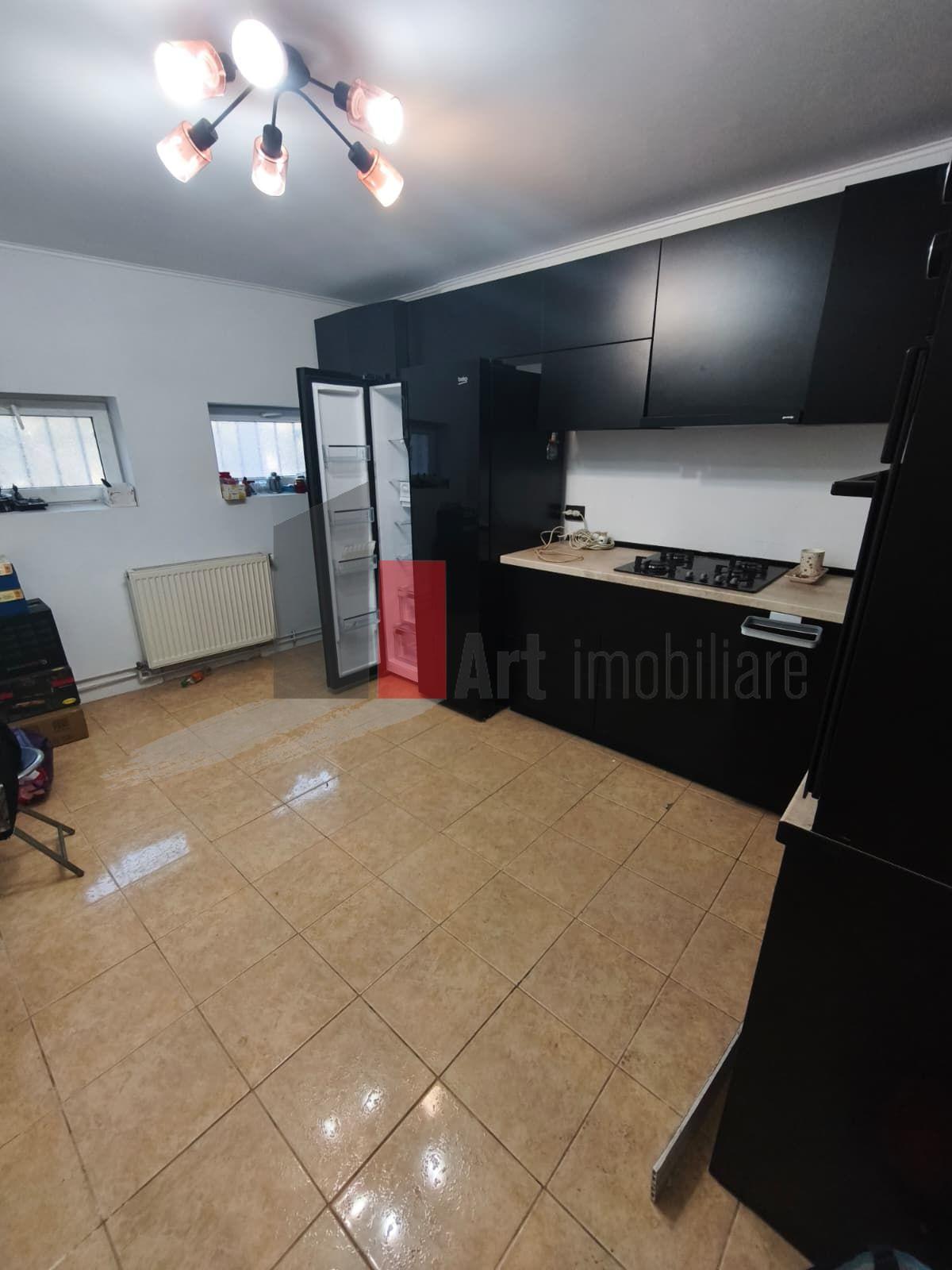 Casa Vanzare Giulesti 4 camere - 6