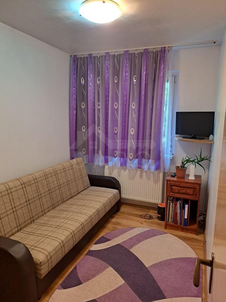 Apartament de vânzare - 2
