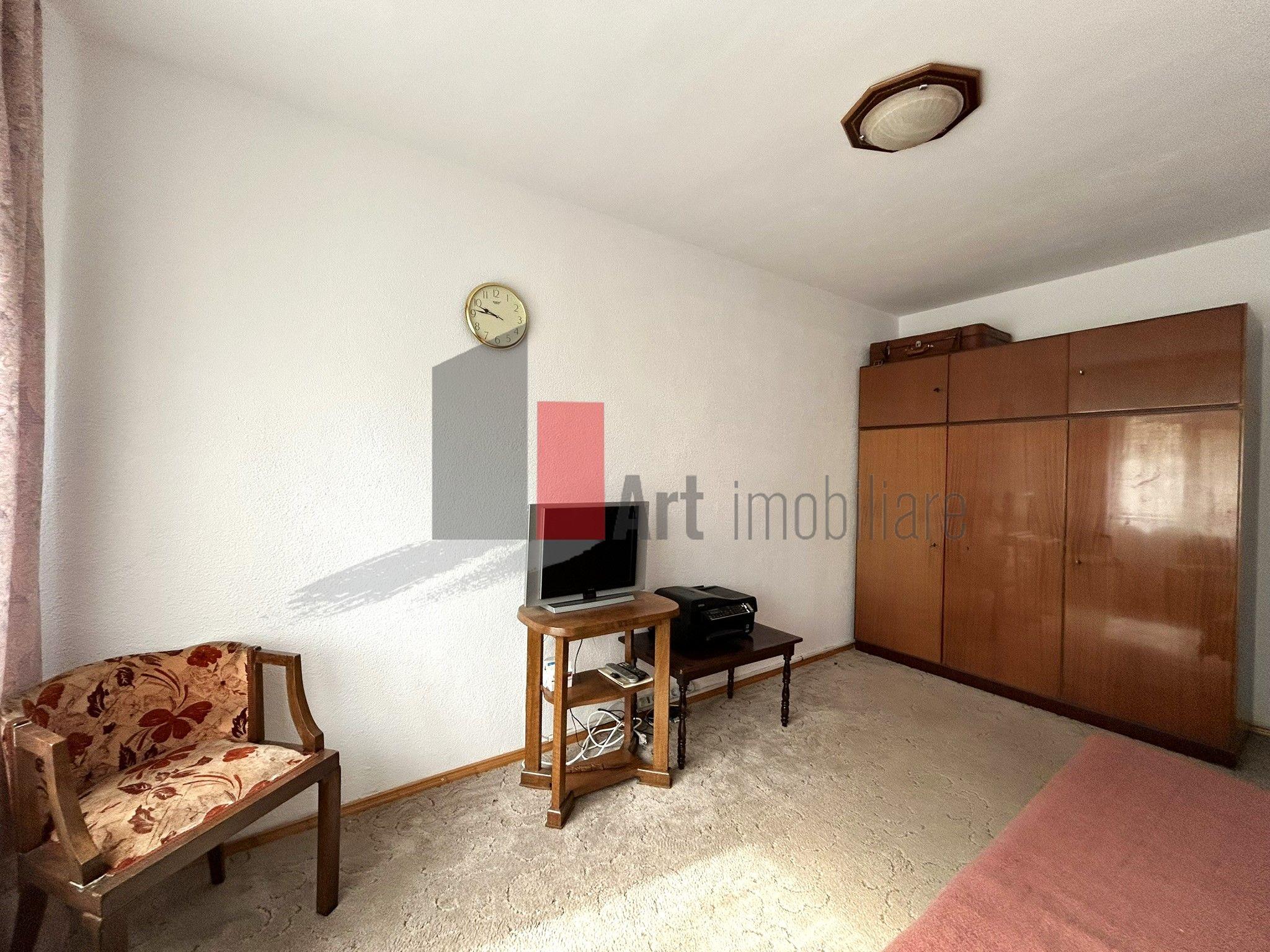 Apartament decomandat 3 camere | Busteni langa Telecabina - 13