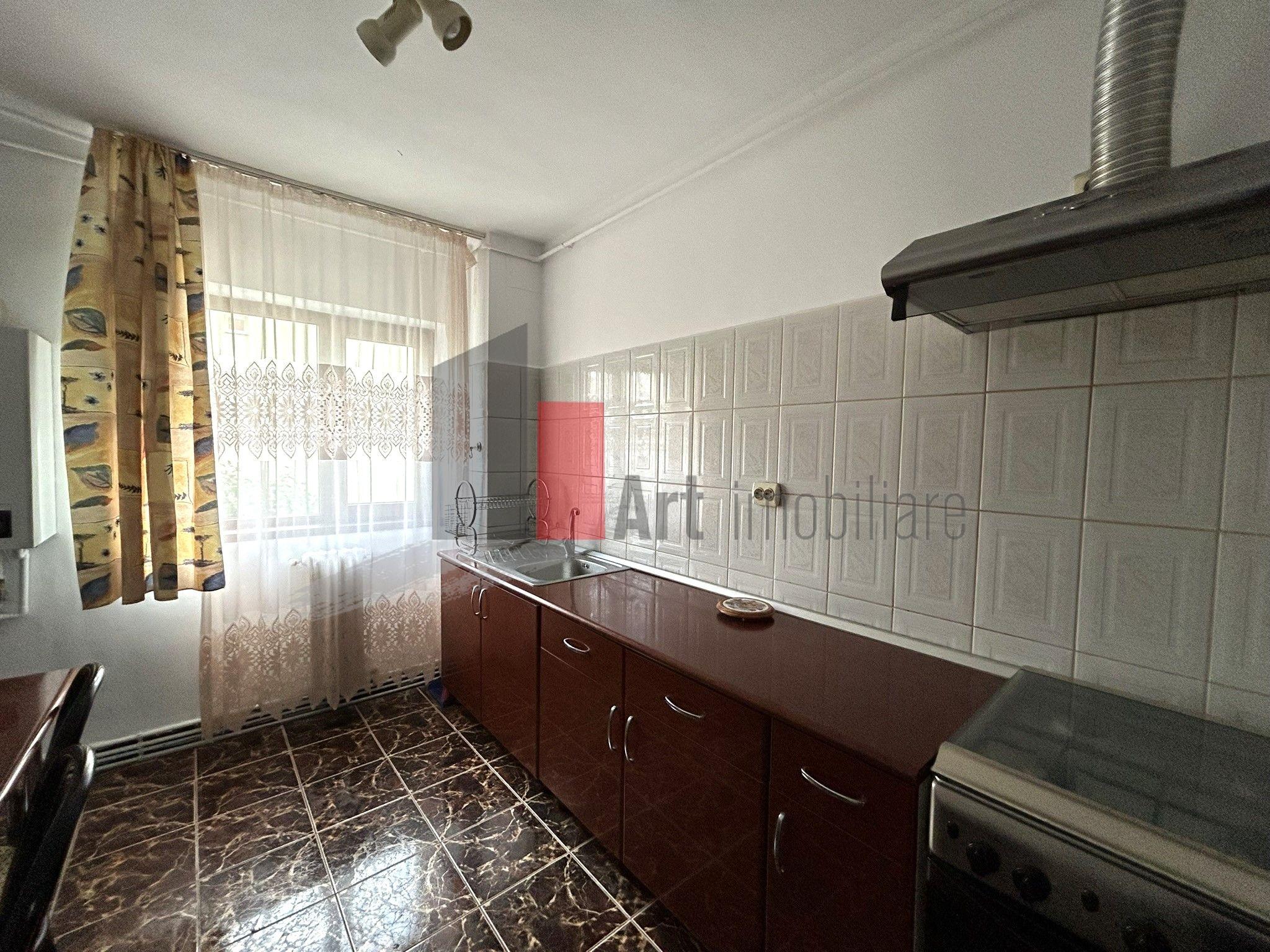 Apartament decomandat 3 camere | Busteni langa Telecabina - 16