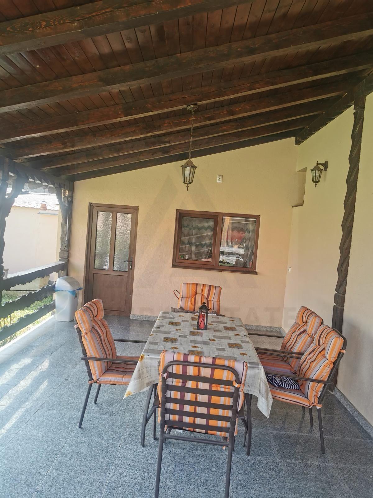 Casa individuala cu garaj 60 mp si teren+gradina 2650 mp in Porumbacu - 7