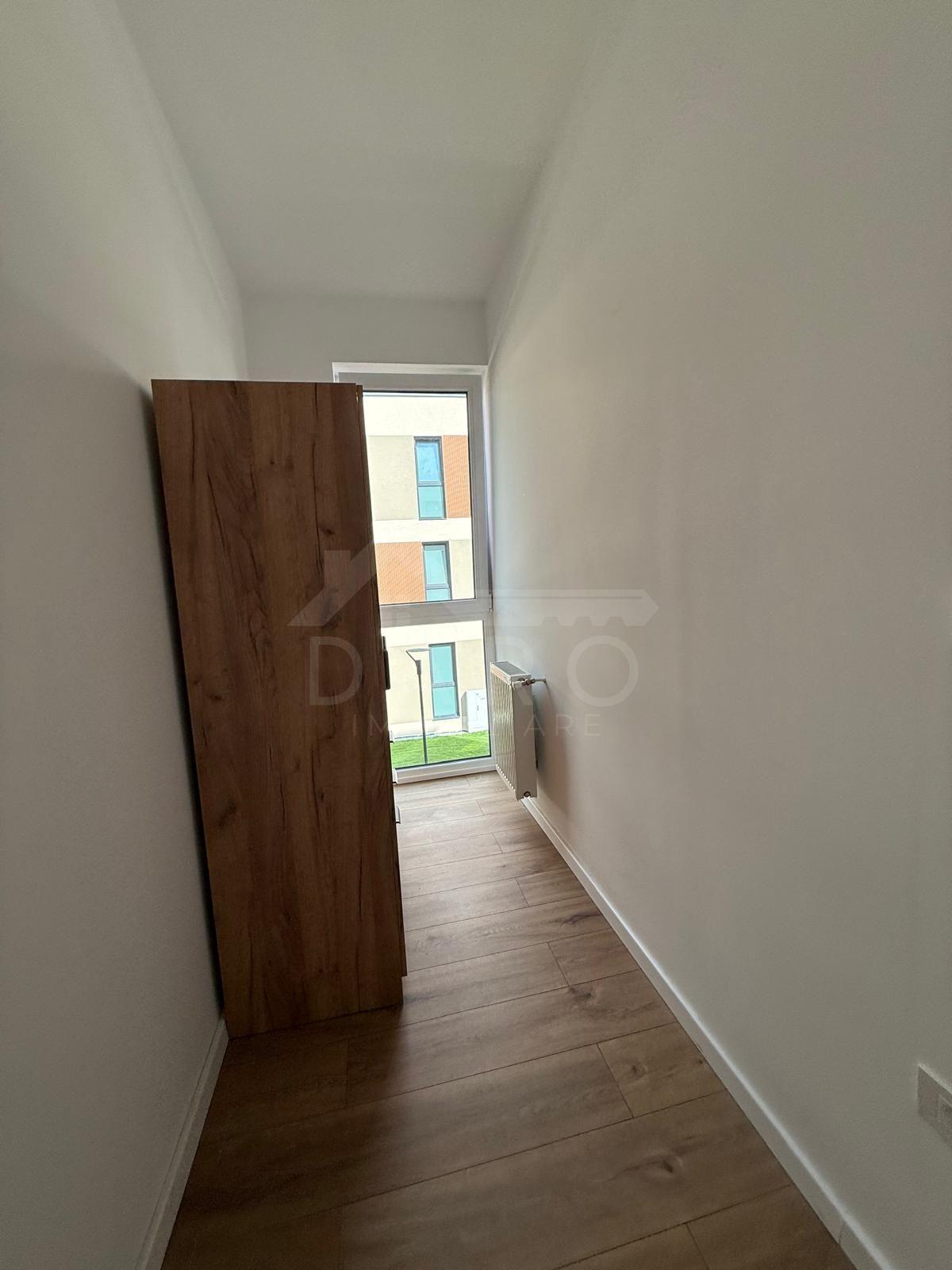 Inchiriez apartament cu 2 camere , bloc nou - 3