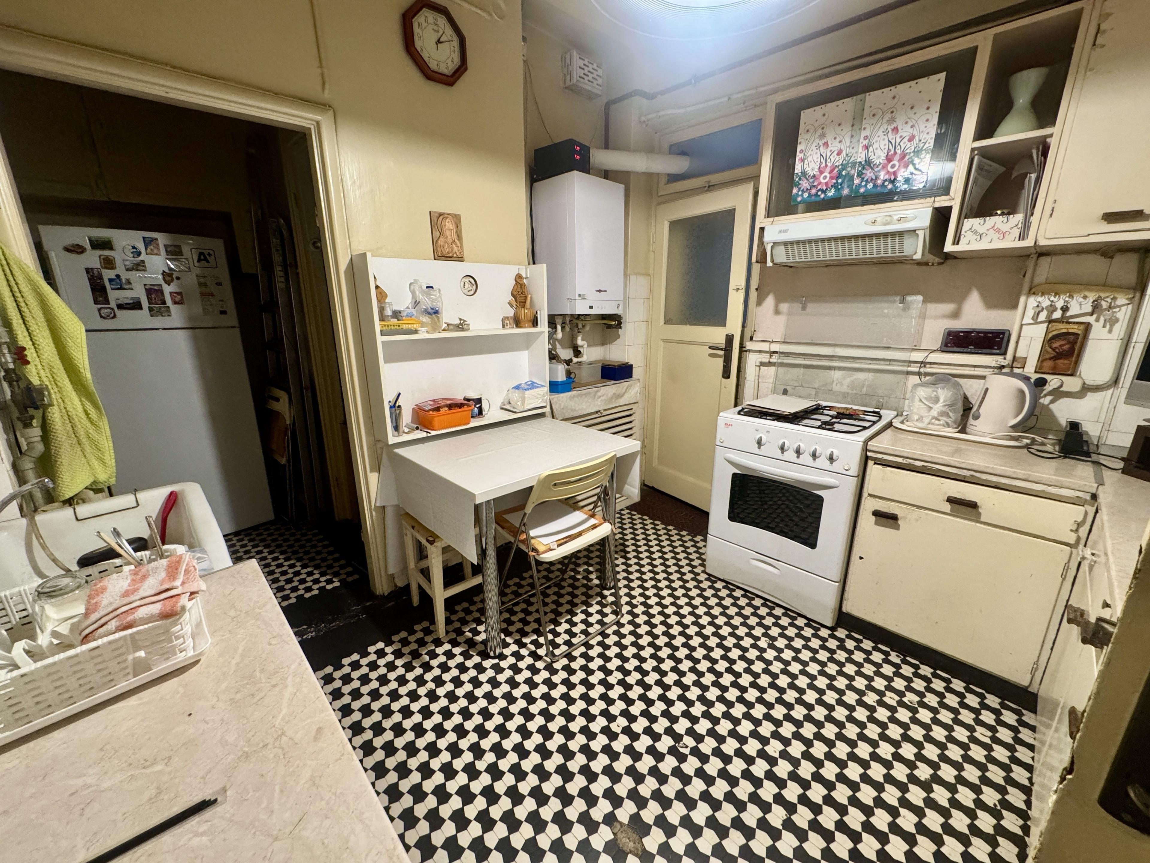 Apartament 4 Camere-Mantuleasa -100mp fără risc/fără urgenta - 8