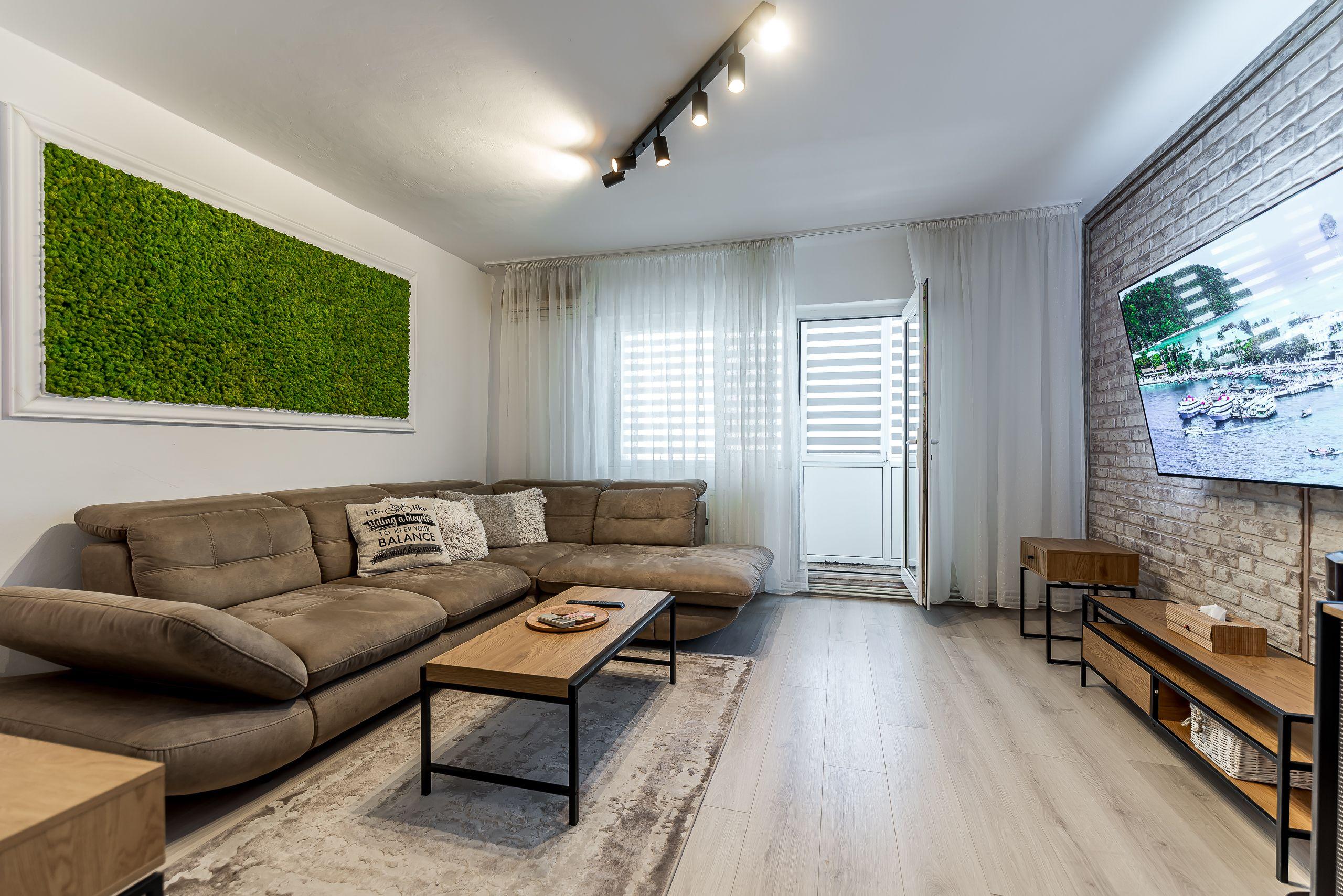Apartament la cheie. Micalaca, 5 camere, pentru familia ta - 2
