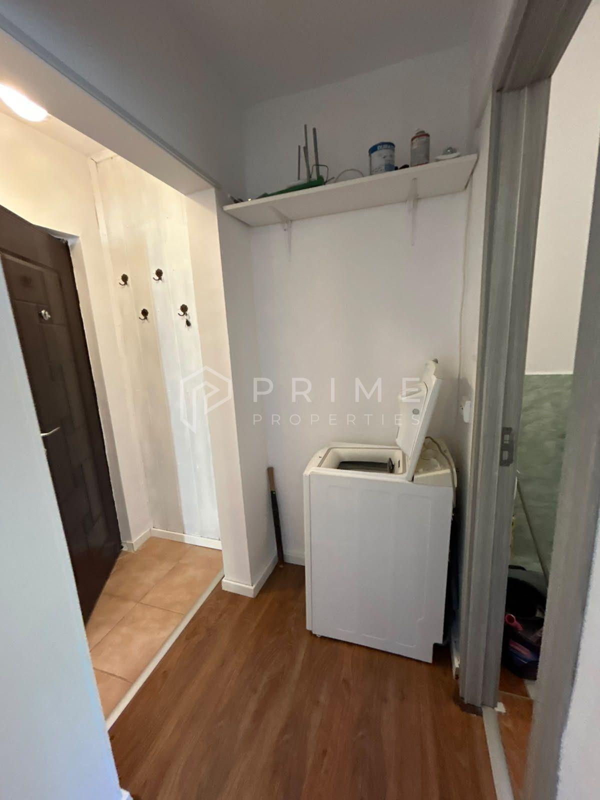 Apartament cu o camera de inchiriat- Str Viitorului- Etaj 1 - 6