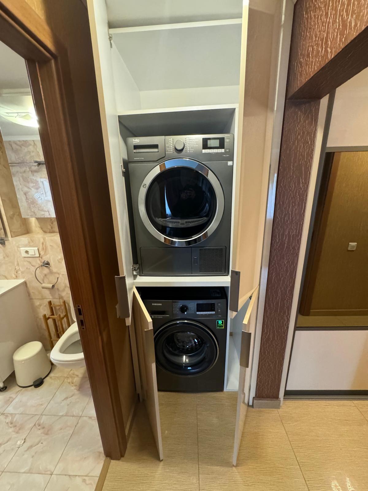 De inchiriat apartament cu 3 camere, Str. Nae leonard, etaj 3, 500 E - 4