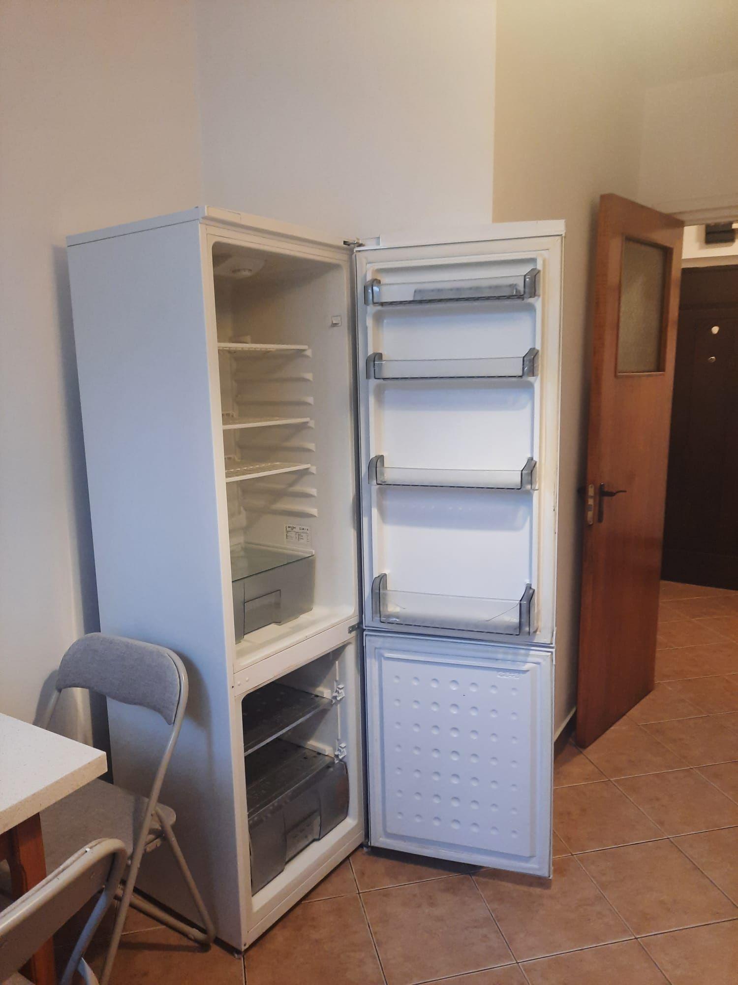 Apartament 2 camere decomandat, mobilat și utilat Drumul Taberei parc - 18