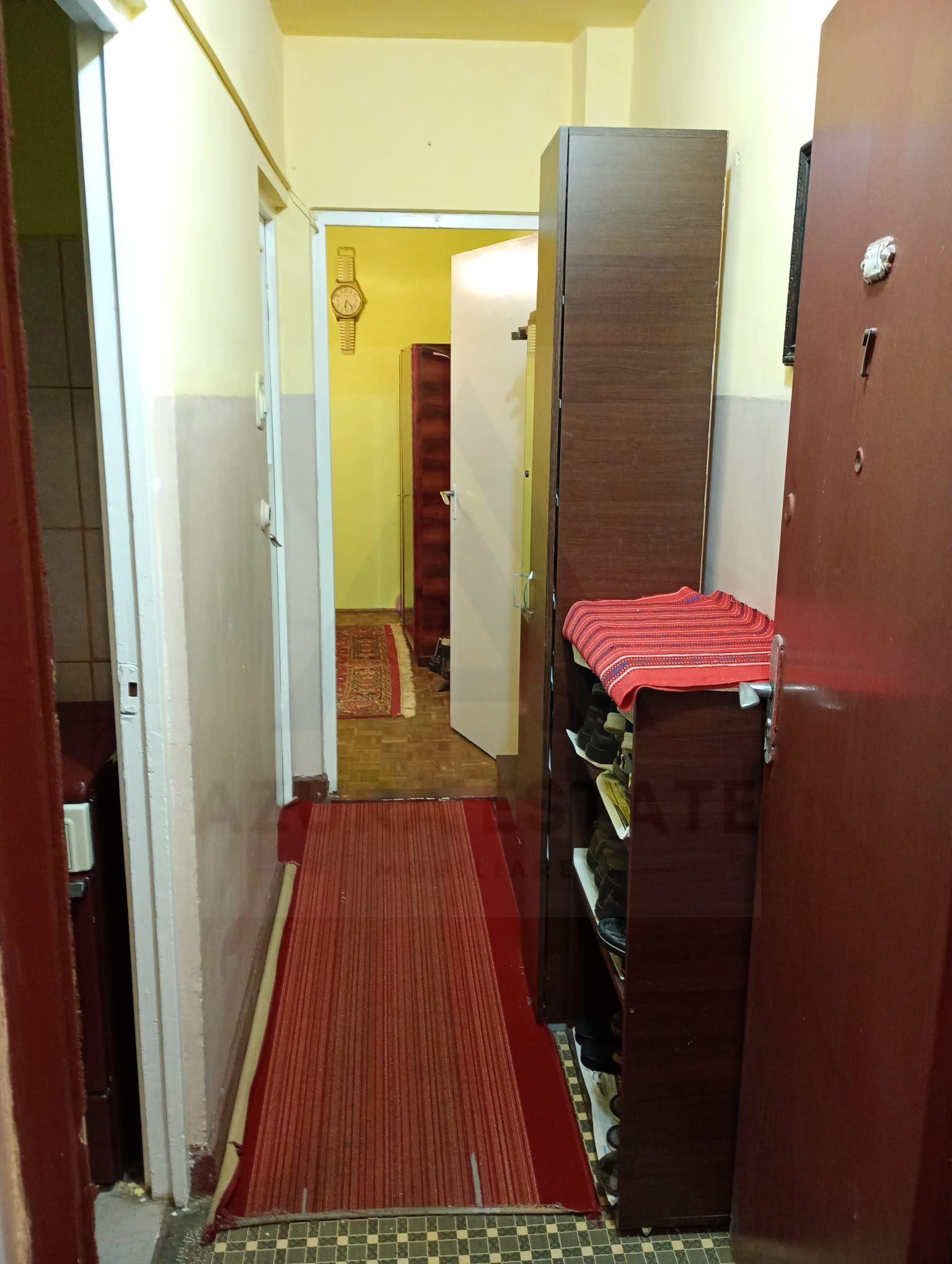 Apartament 2 camere etaj 1 bucatarie inchisa Cedonia - 5