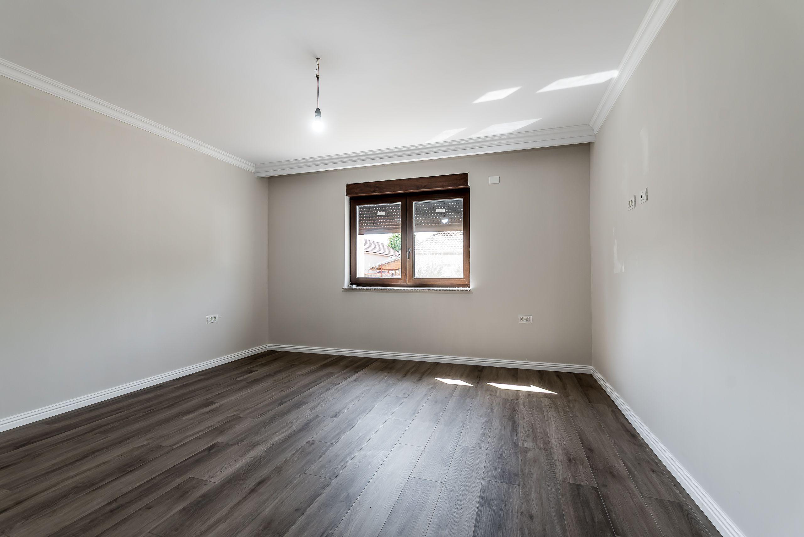 Casă gata de mutat în Aradul Nou, renovată complet (2026) - 15