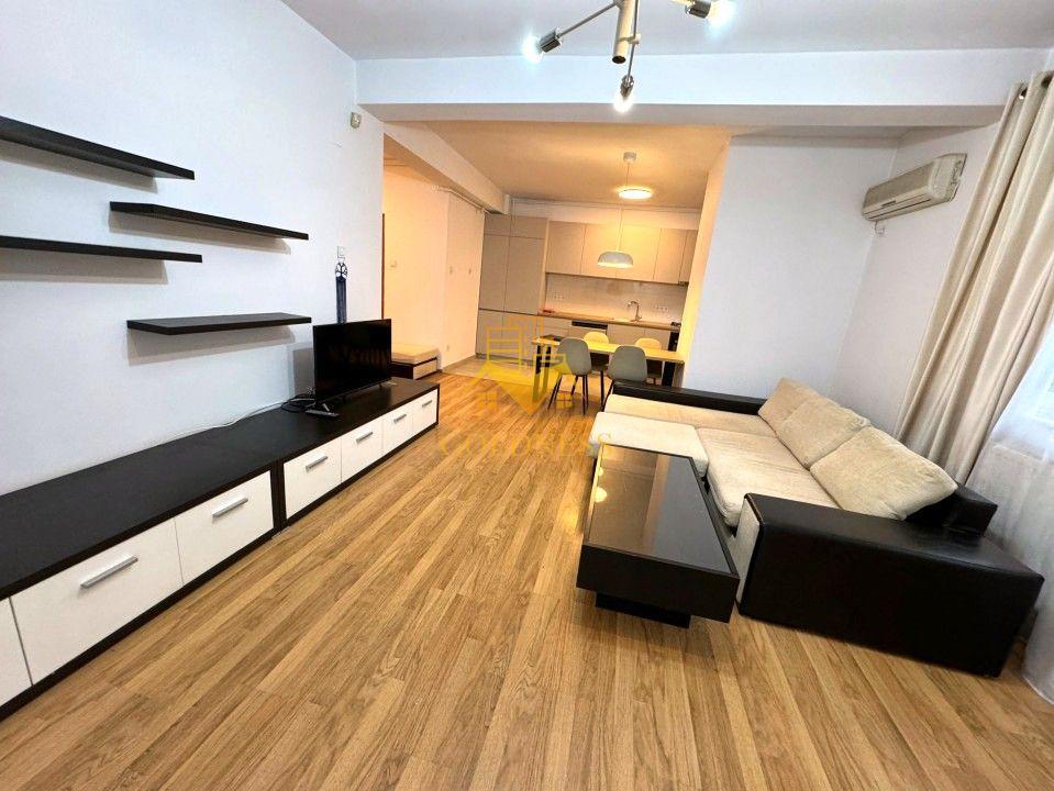 2 camere, Andrei Muresanu,Grand Hotel Italia, Trifoiului - 2