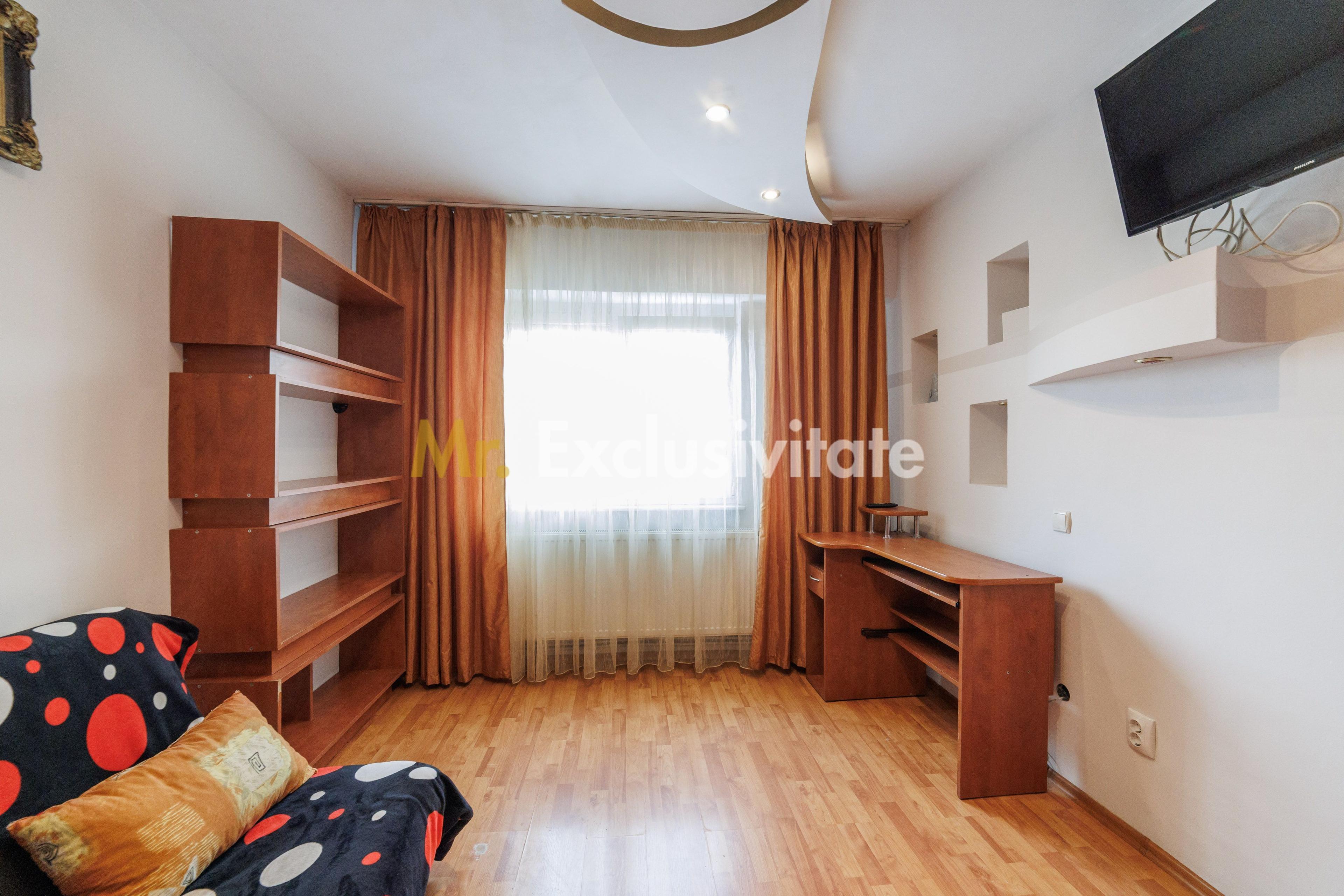 Garsonieră - Găvana III - Etaj 3 - Decomandată - 2