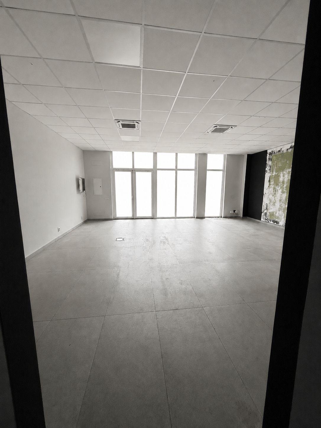 Spatiu comercial de inchiriat, 90 mp, alimentatie publica, Eroilor. - 1