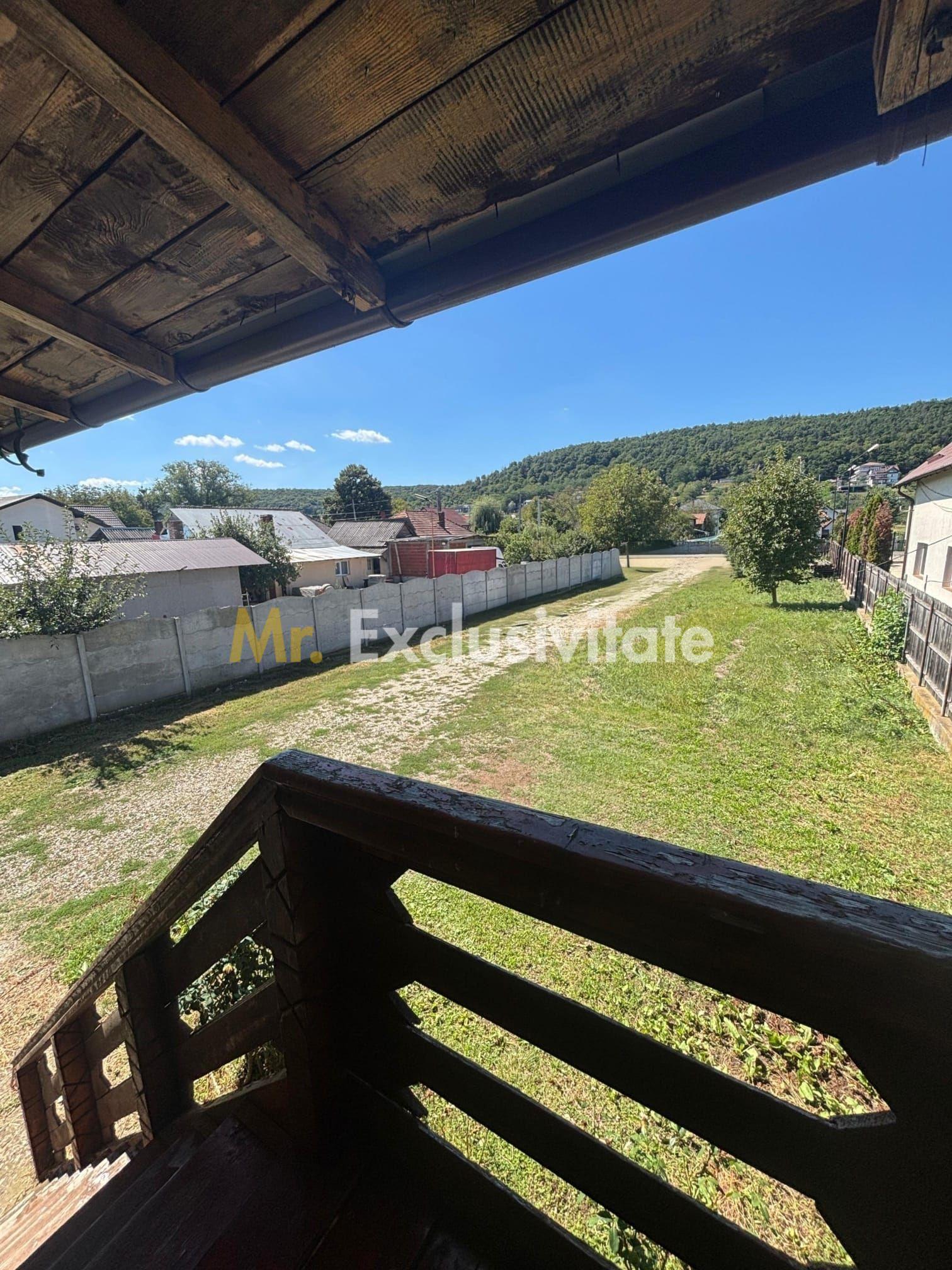 🏡 Oază de liniște! Casă cochetă cu foișor și curte – Mărăcineni - 12