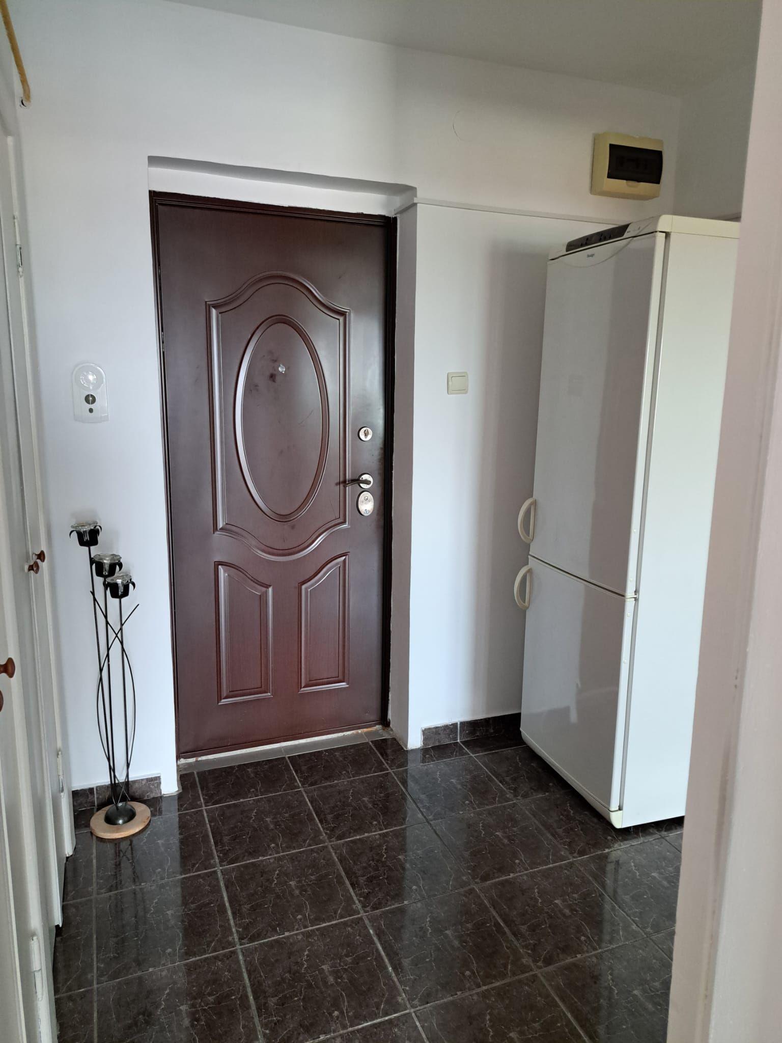 De inchiriat - apartament cu o camera, Gara, mobilat si utilat - 300 euro - 8