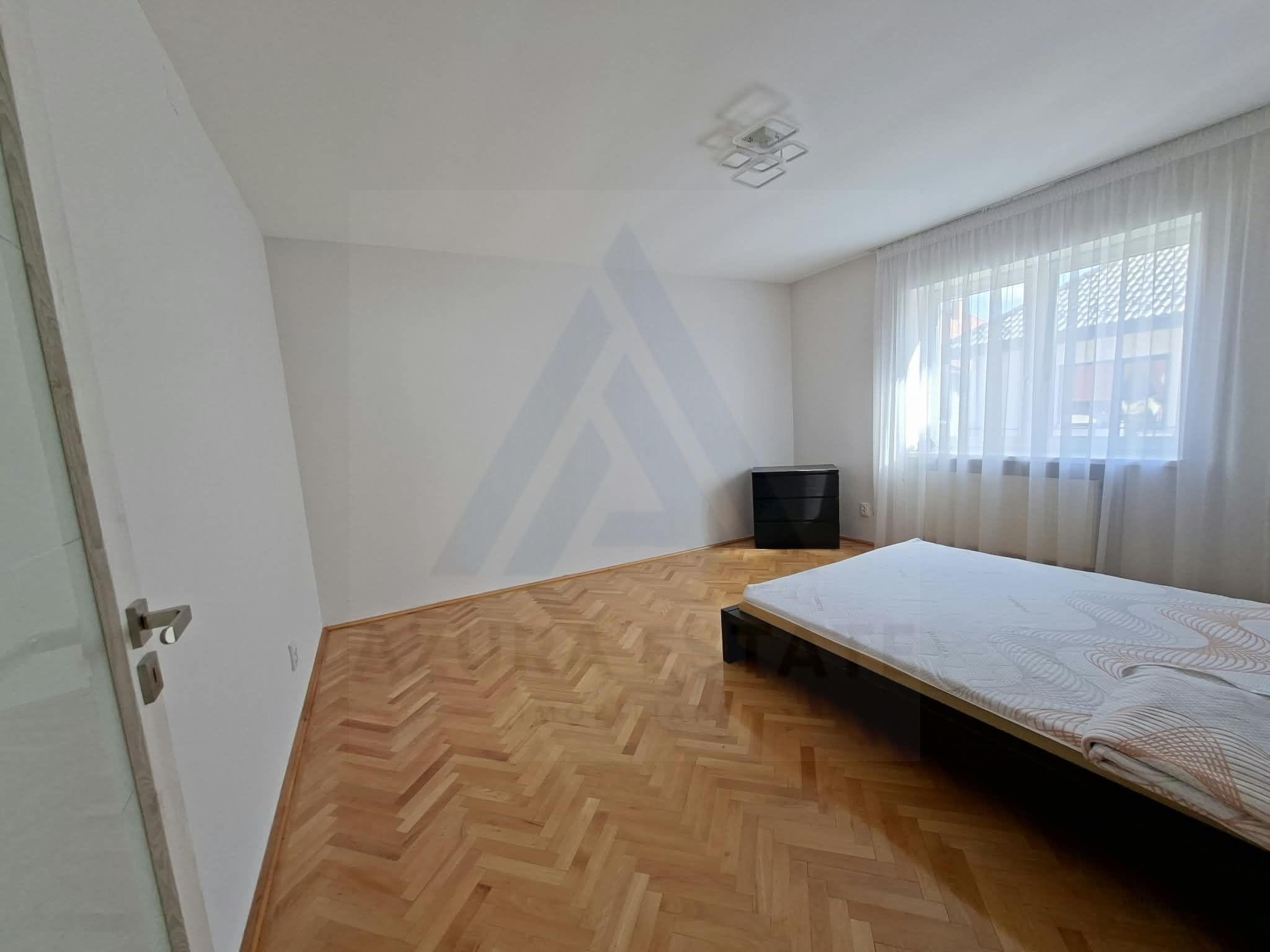 Apartament la casa 110 mp utili etaj 1 pivnita 20 mp zona Trei Stejari - 6