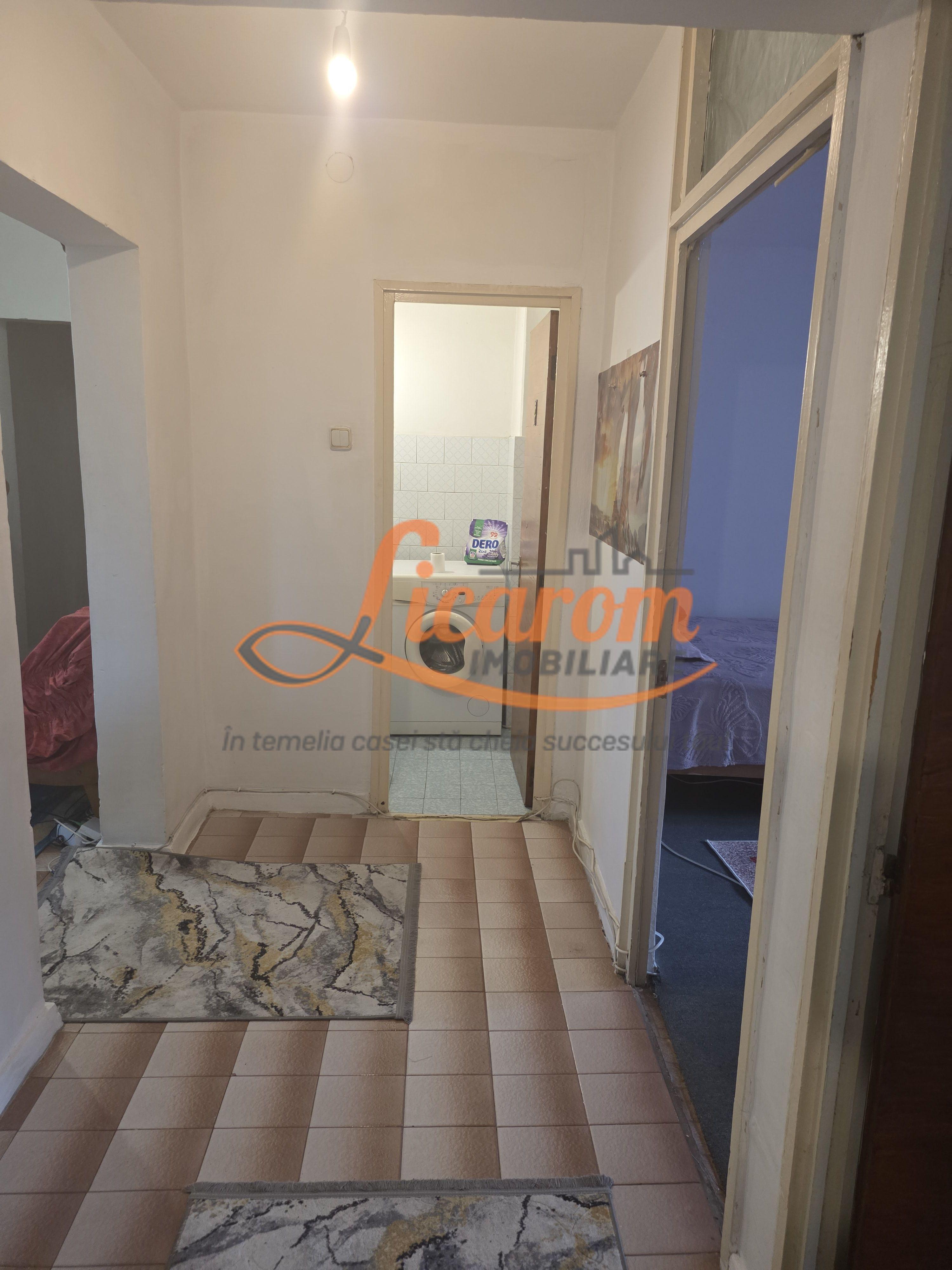Apartament 3 camere decomandat, Carpatilor zona Spitalul Judetean, - 11