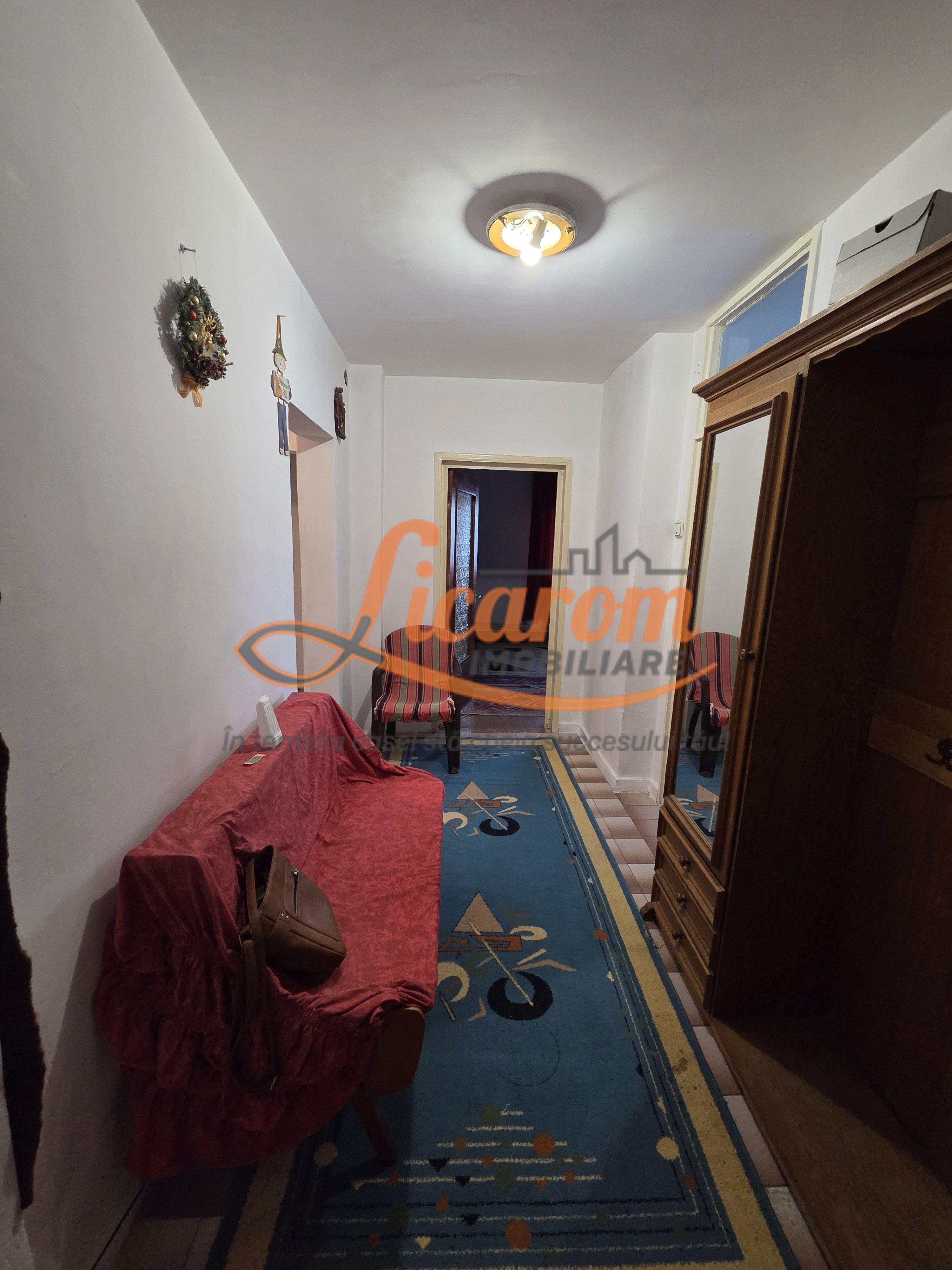 Apartament 3 camere decomandat, Carpatilor zona Spitalul Judetean, - 5