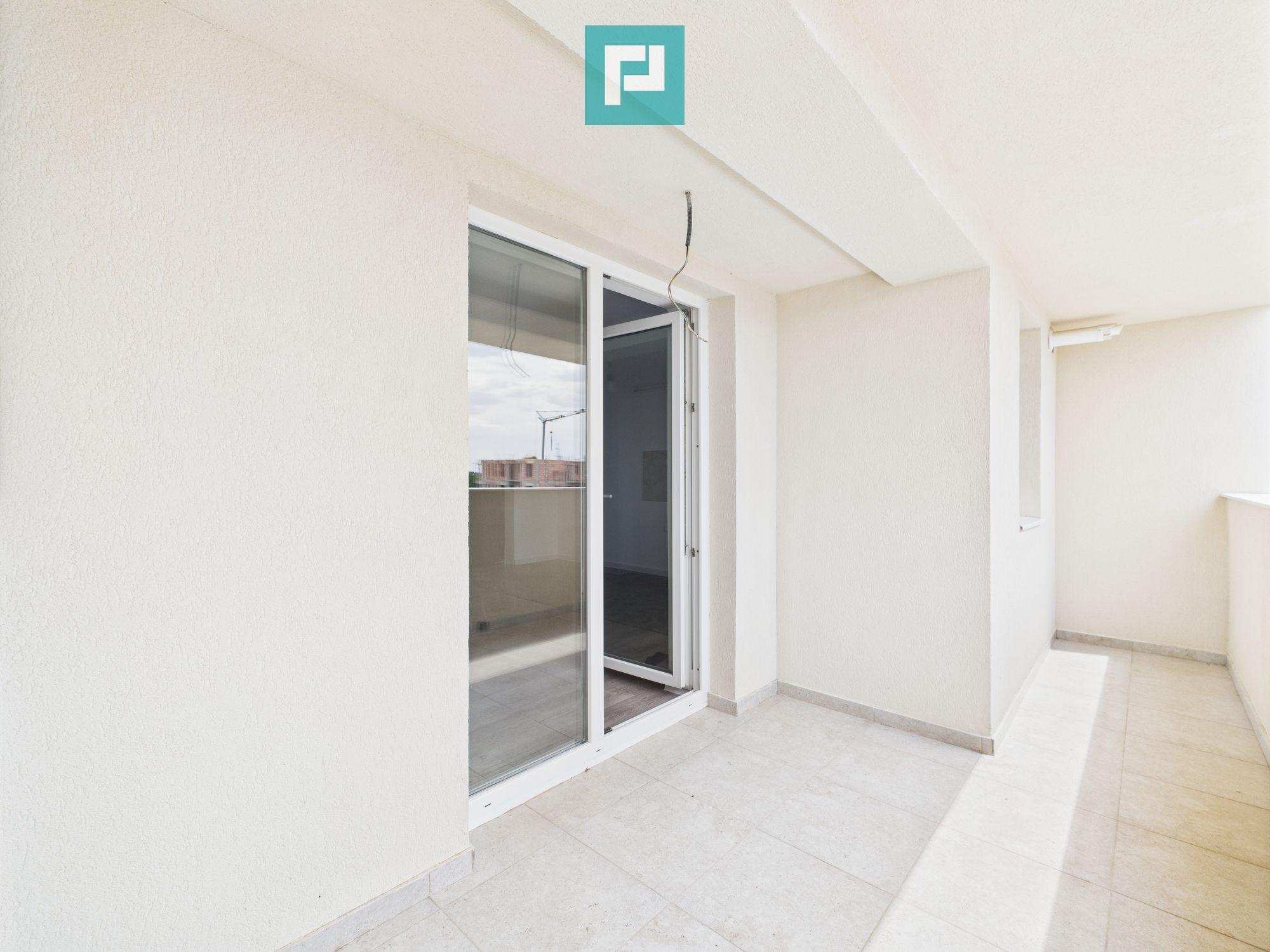 Apartament 3 camere | Etaj 2 | Zona Torontalului - 3