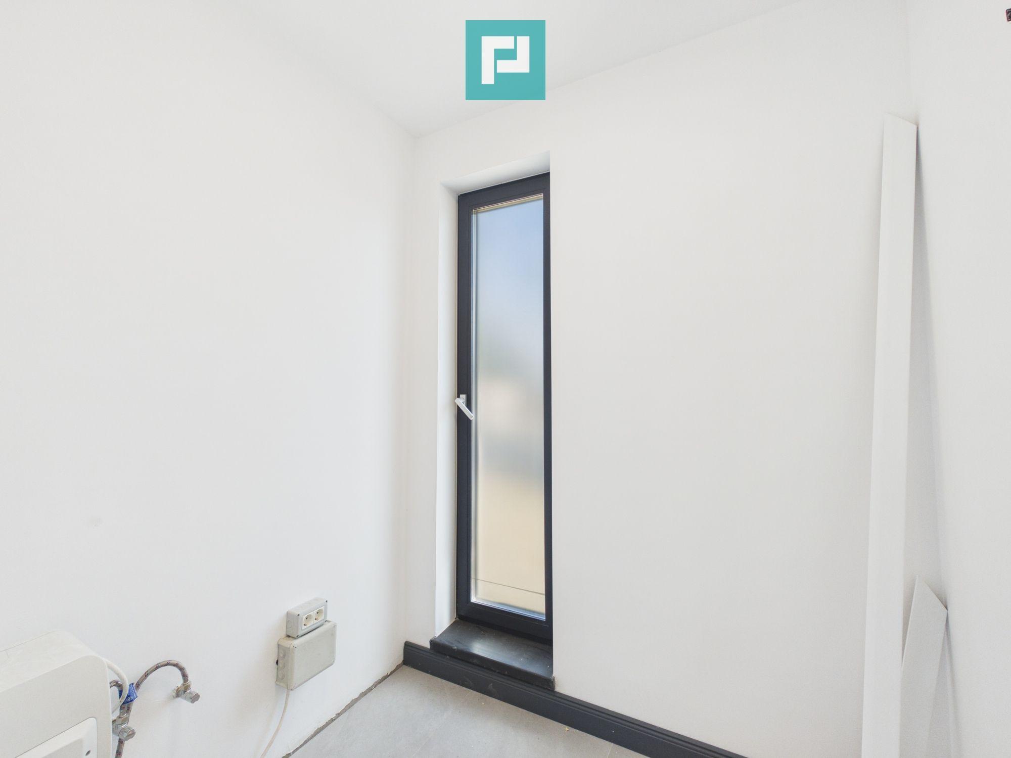 Birou 32 mp Oradea, parcare, acces centură - 11