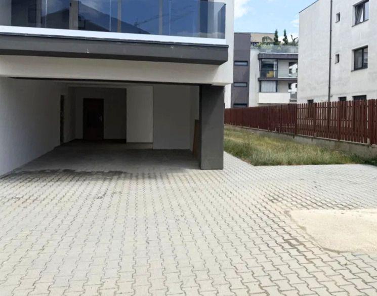 Aici cumperi și liniștea nu doar cei 48 MP zona Coresi - 5