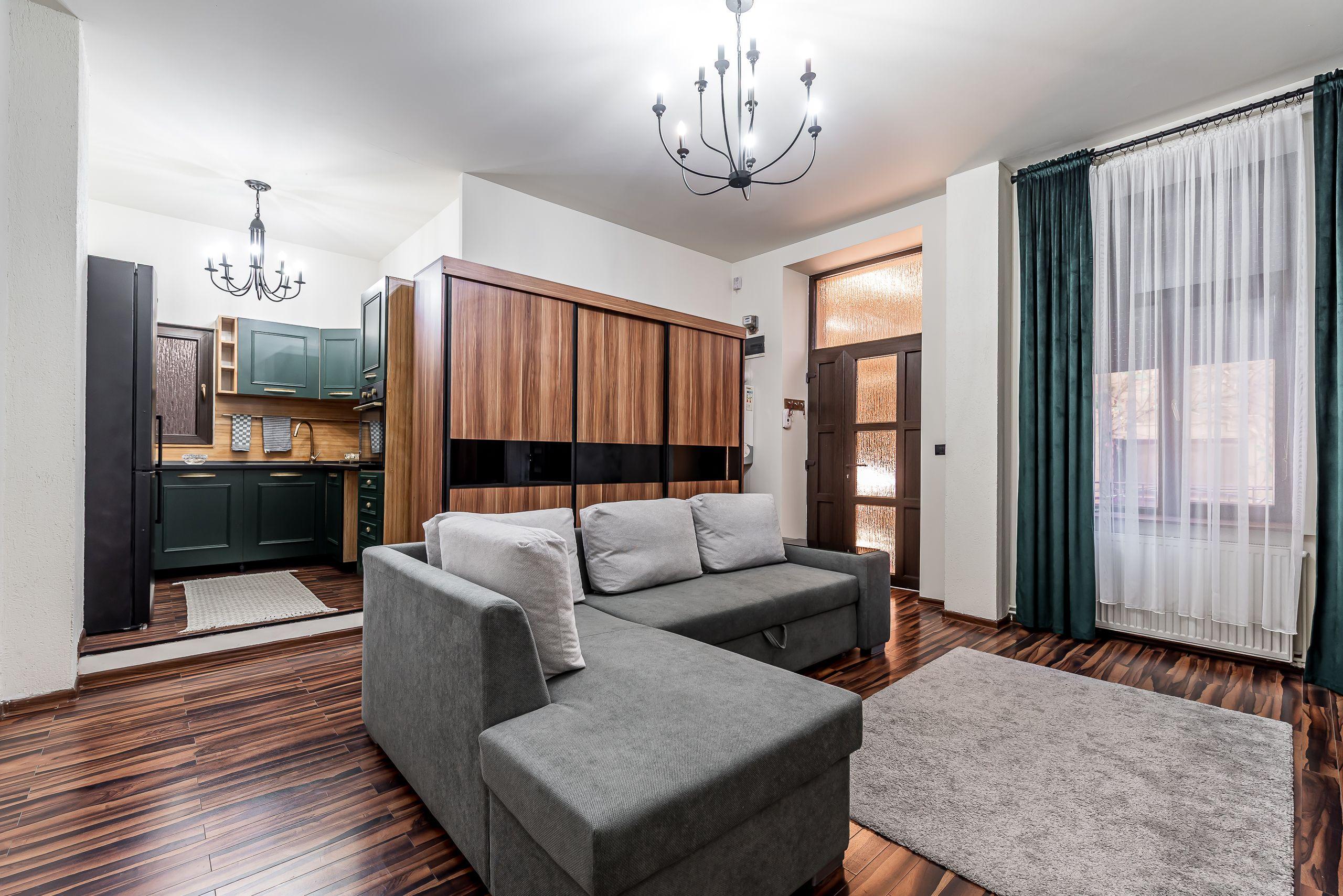 APARTAMENT ULTRACENTRAL | STR. UNIRII | MONUMENT ISTORIC - COMISION 0 - 2