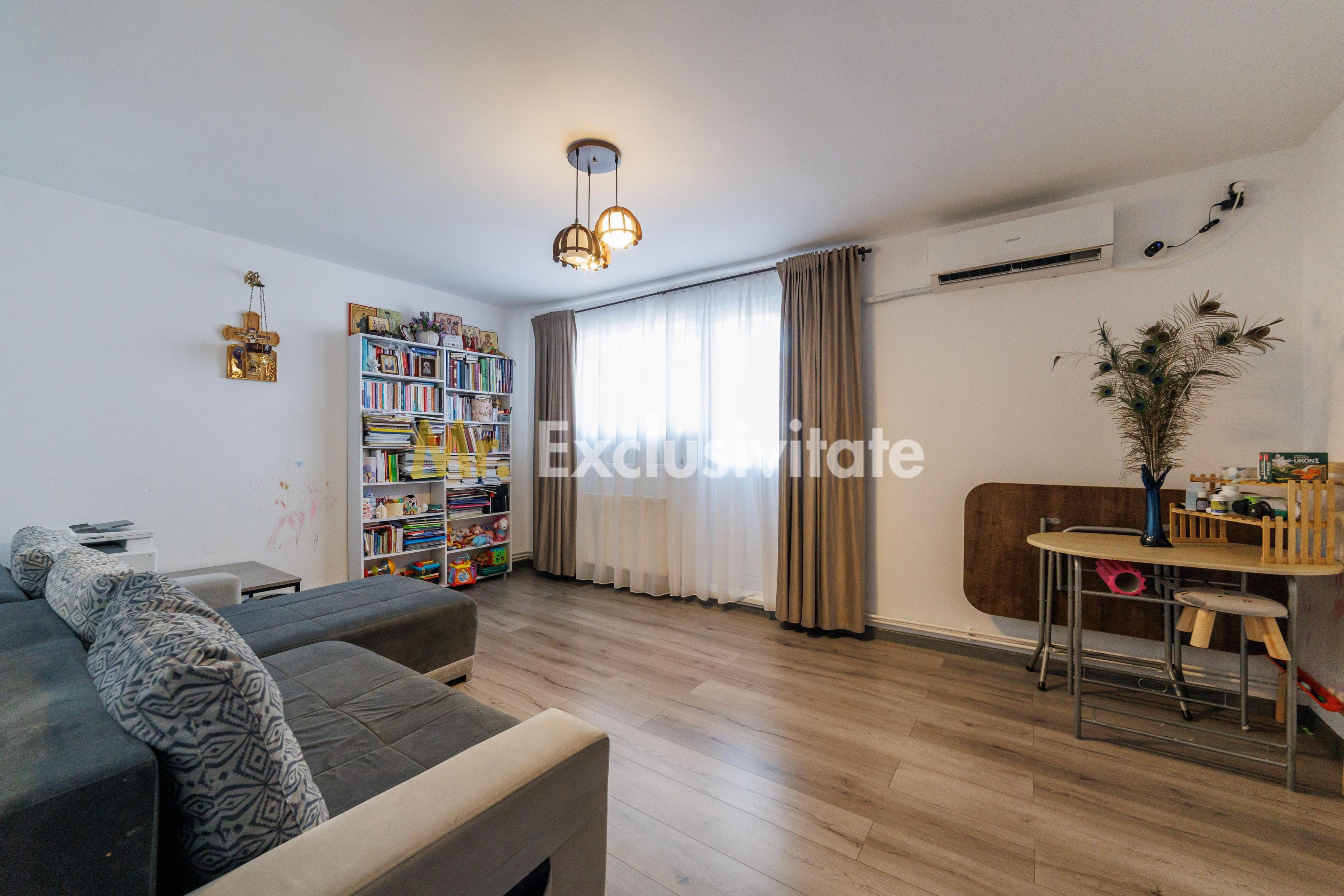 Apartament 3 camere decomandat, 2 balcoane și loc de parcare – Trivale - 2