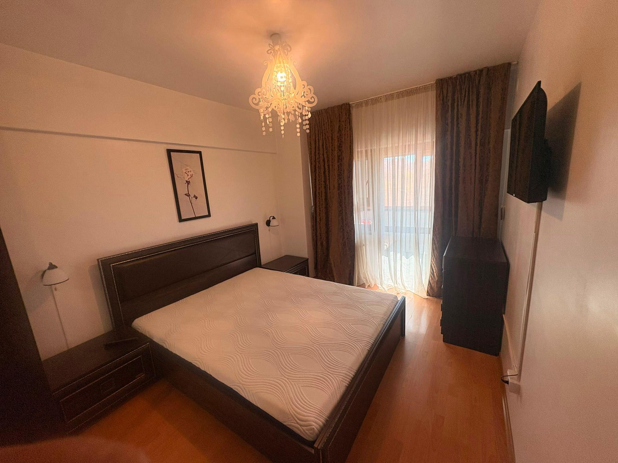 De inchiriat apartament cu 2 camere bloc Privilege, et. 1, 500 E - 2